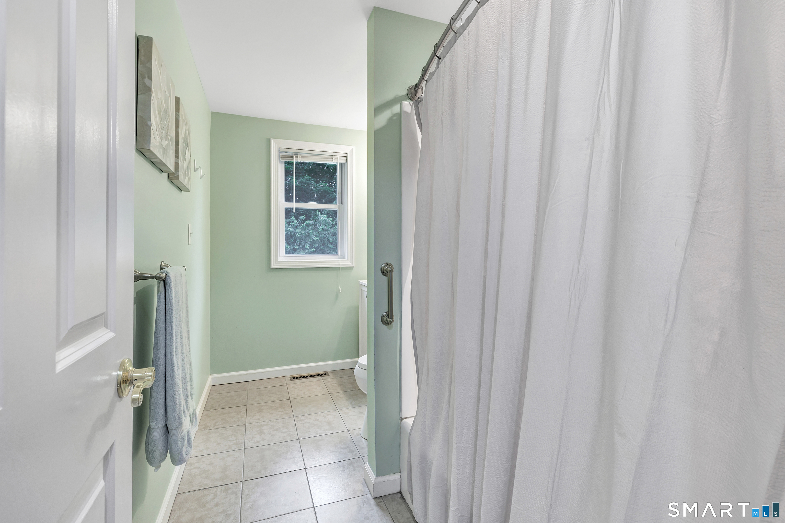 31 Webster Drive photo 16