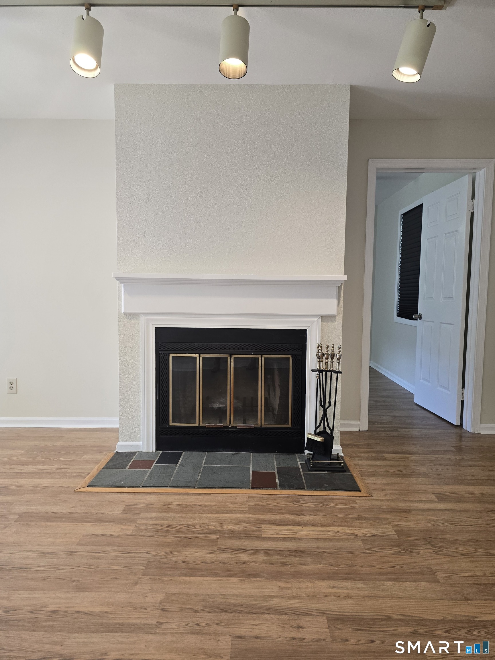1400 Hartford Turnpike  Unit #27 photo 7