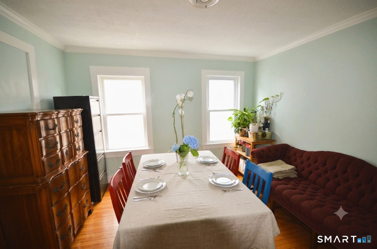 70 Lincoln Avenue photo 6