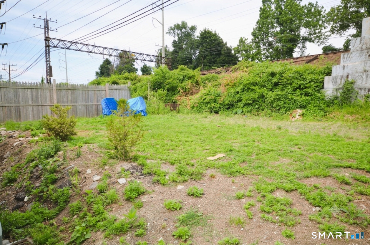 70 Lincoln Avenue photo 35
