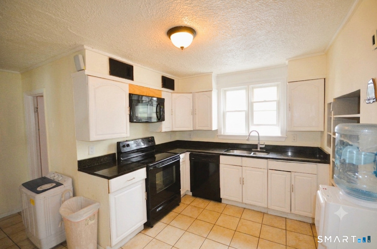 70 Lincoln Avenue photo 25