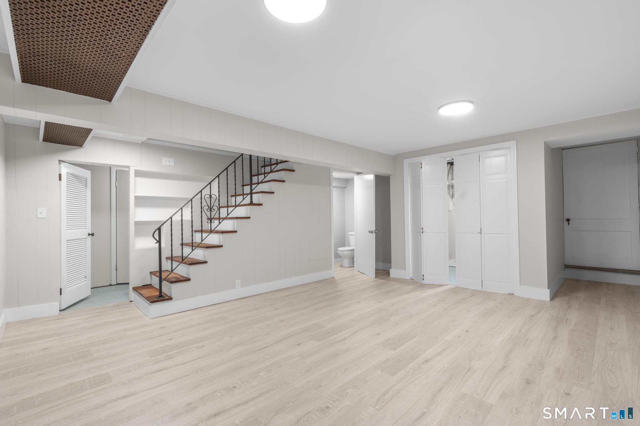 235 Treadwell Street photo 32