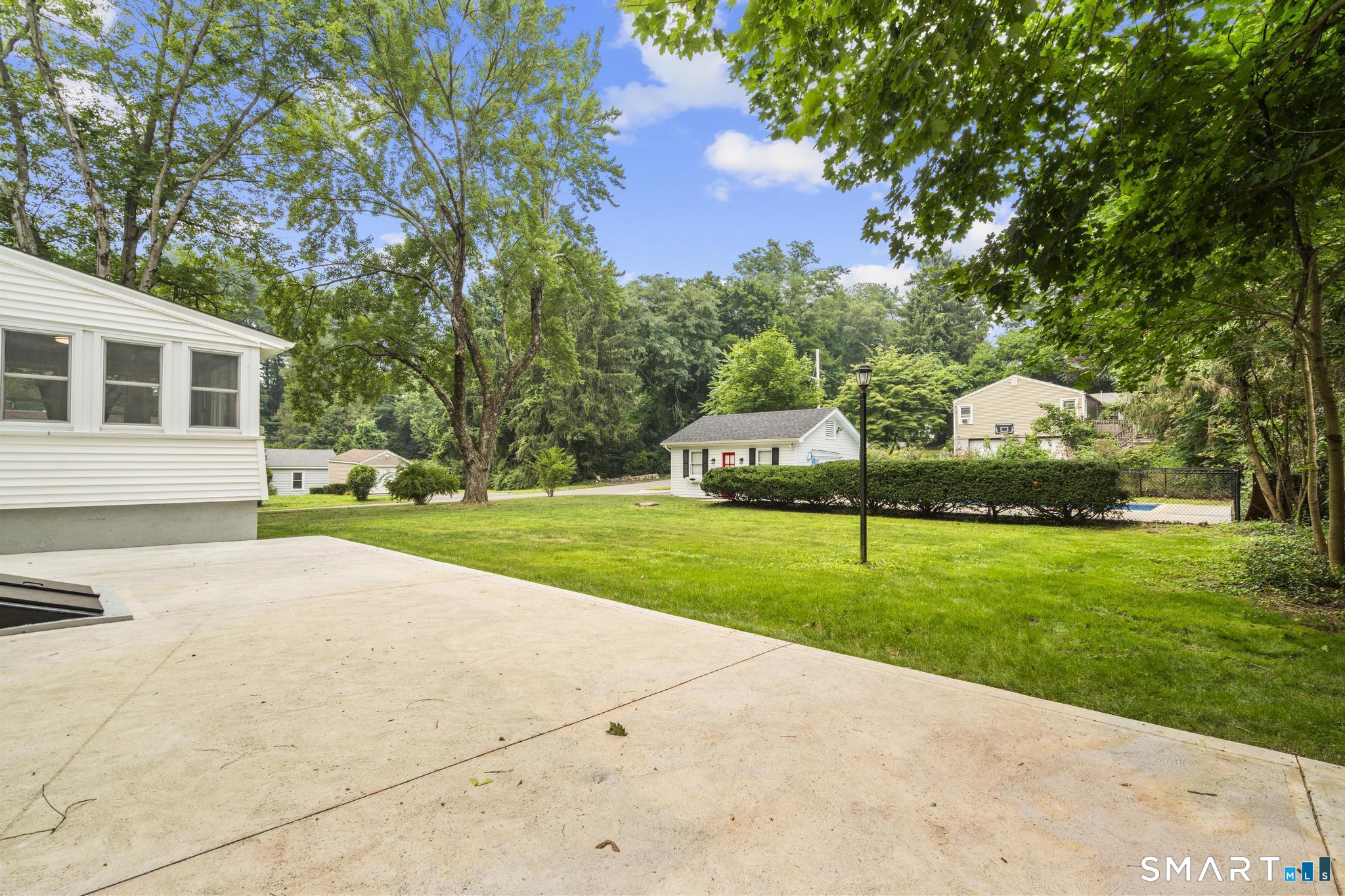 235 Treadwell Street photo 5