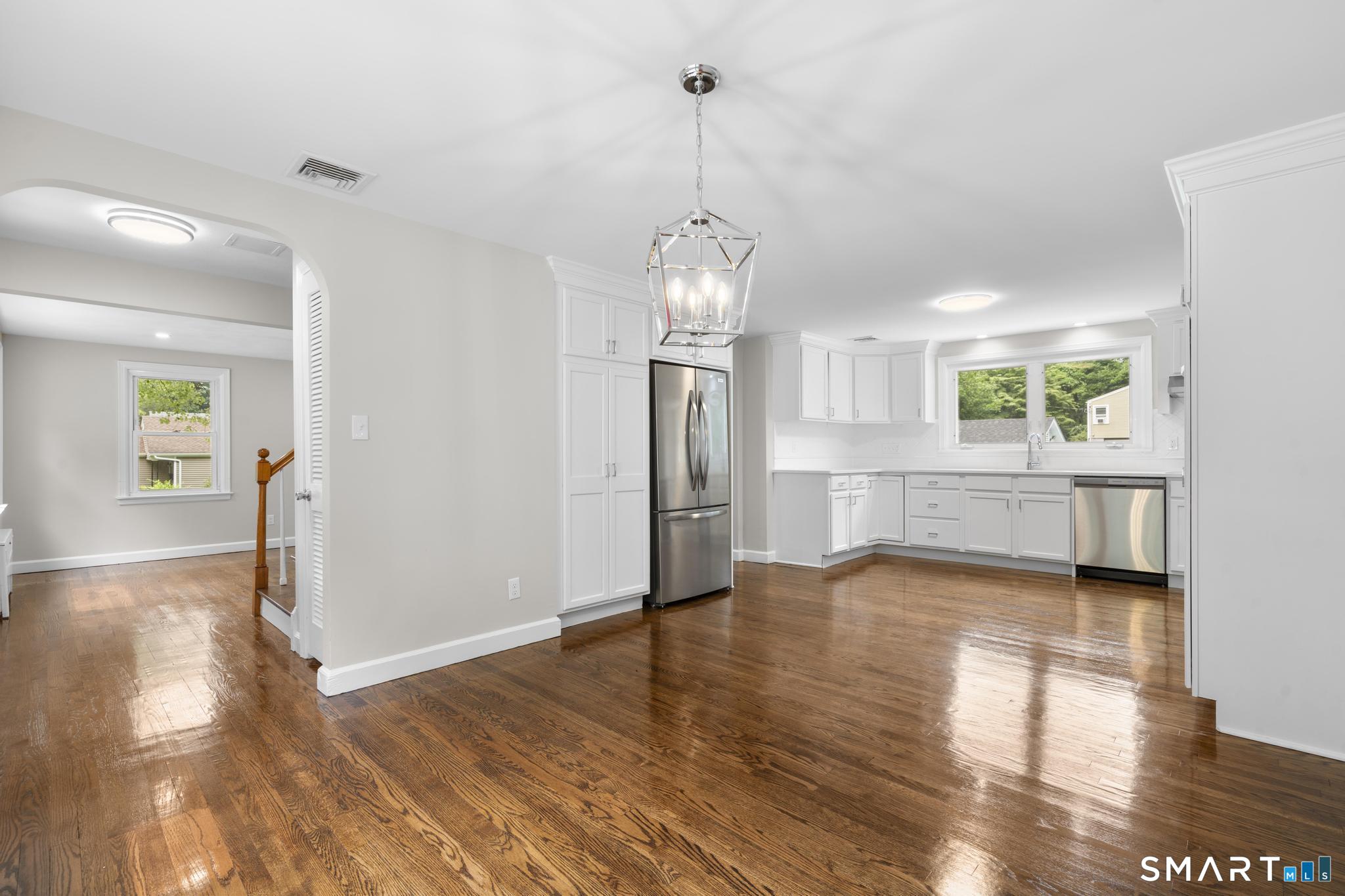 235 Treadwell Street photo 19