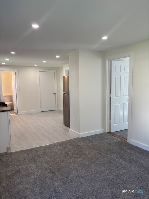 70 Dyke Lane photo 6