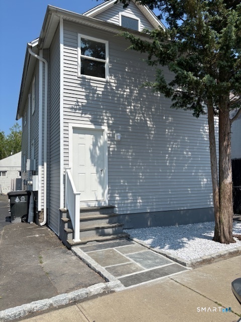 70 Dyke Lane