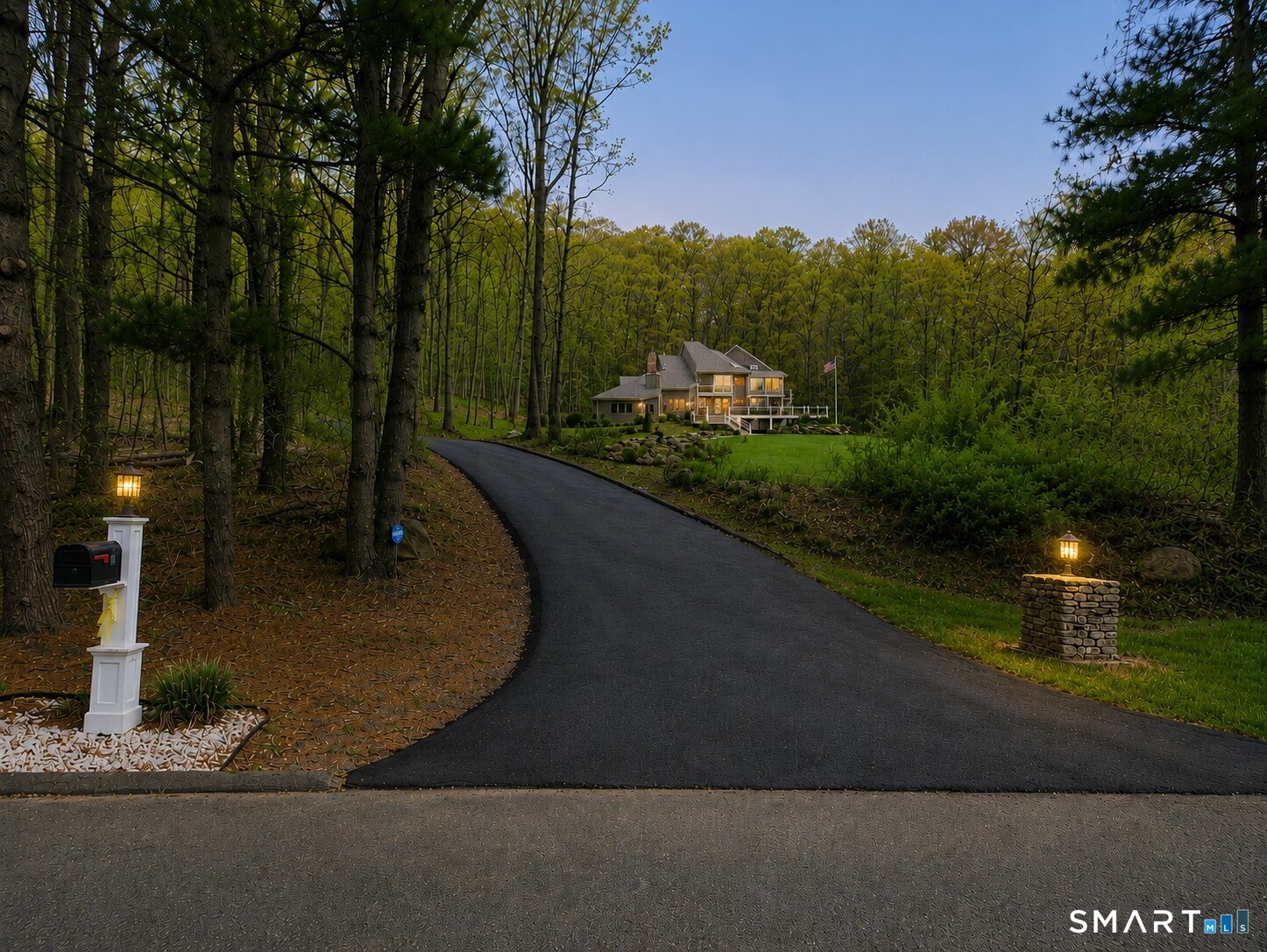 Homes for sale in Avon, CT | 14 Vermillion Dr, Avon, CT 06001 | MLS# 24173039