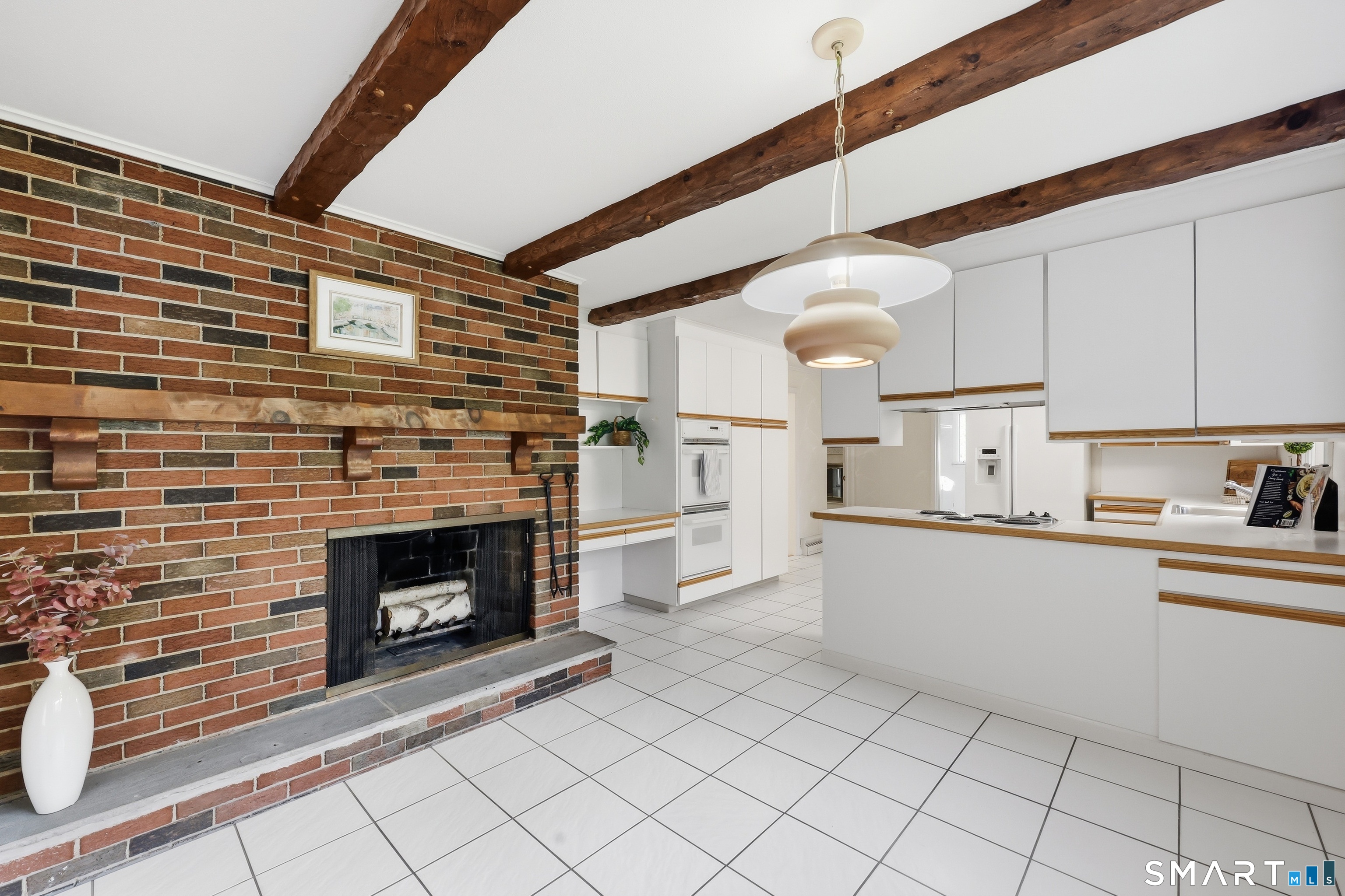Homes for sale in West Hartford, CT | 111 Mountain Rd, West Hartford, CT 06107 | MLS# 24191202