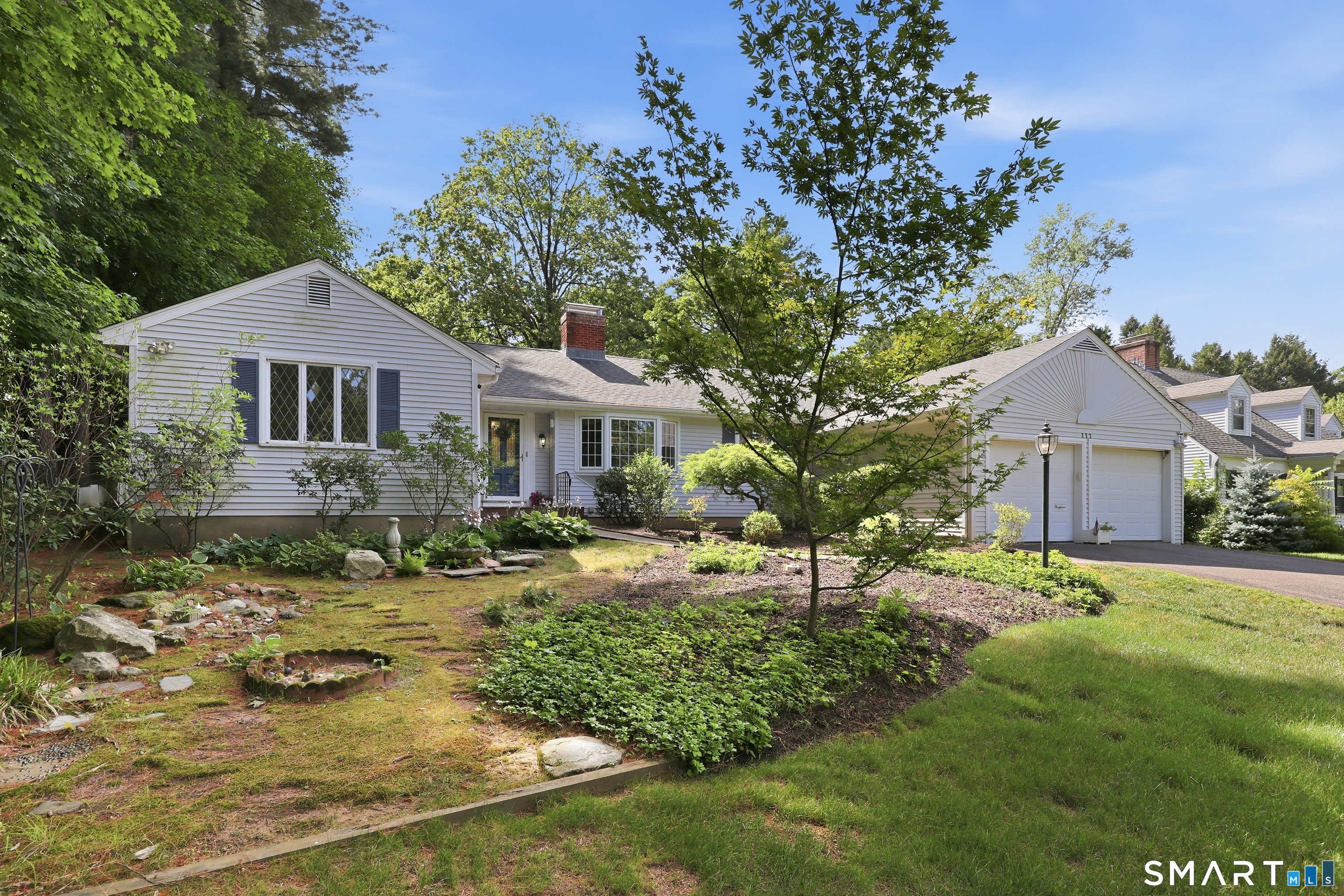 Homes for sale in West Hartford, CT | 111 Mountain Rd, West Hartford, CT 06107 | MLS# 24191202