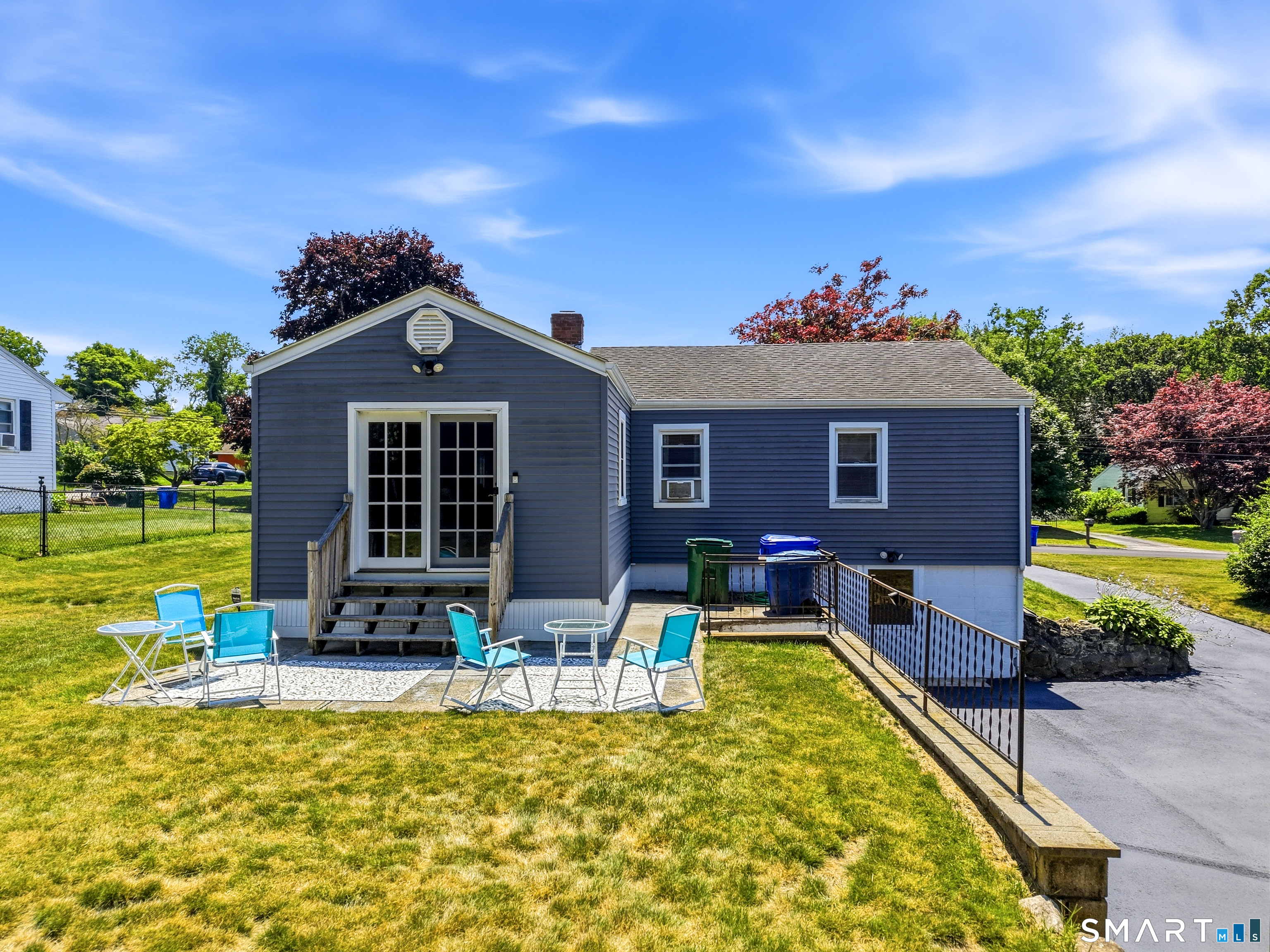 Homes for sale in Waterford, CT | 31 Roseleah Dr, Waterford, CT 06385 | MLS# 24192643