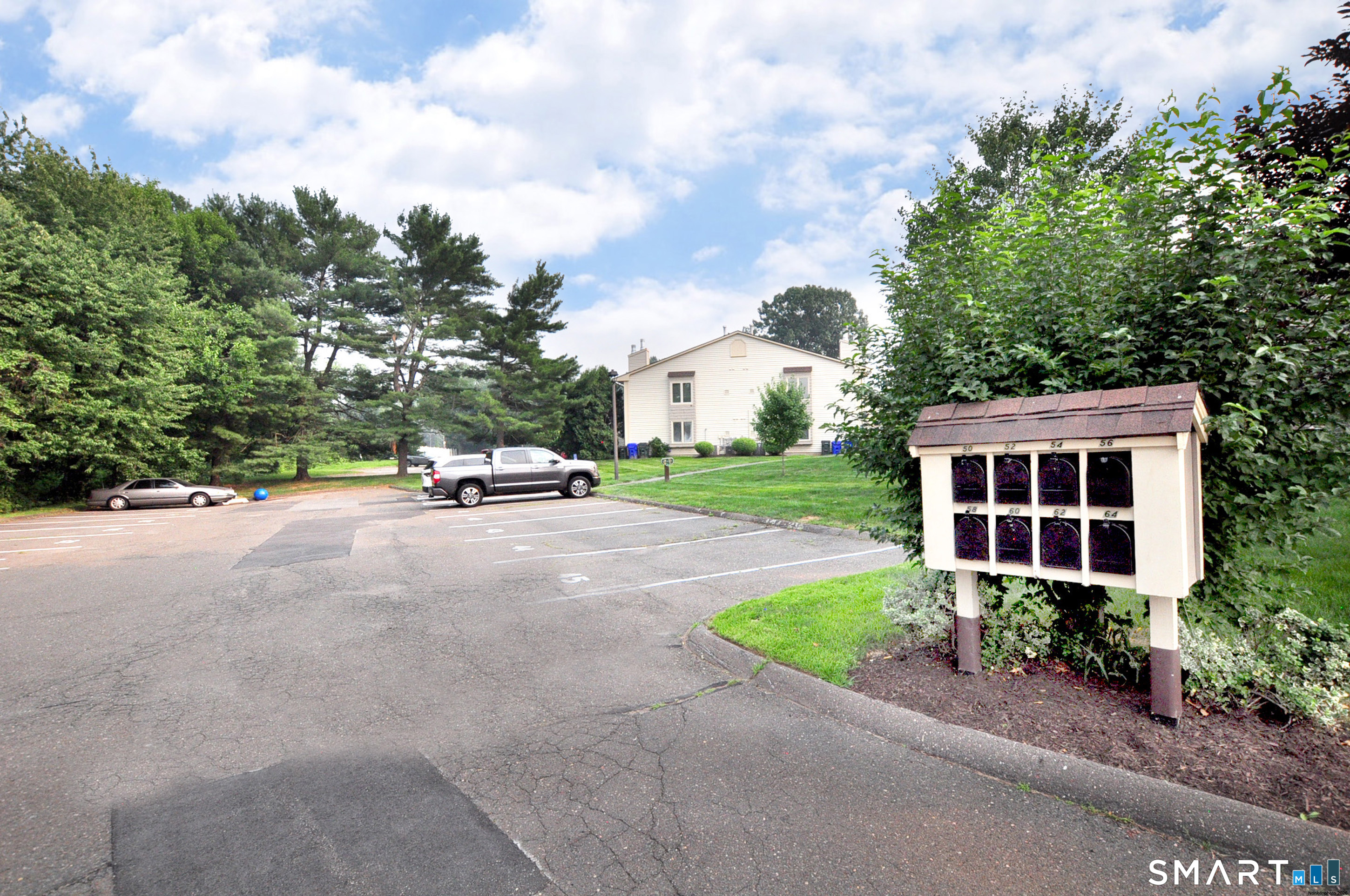 40th image of 64 Little Oak Ln #64, Rocky Hill, CT 06067 | MLS# 24192664