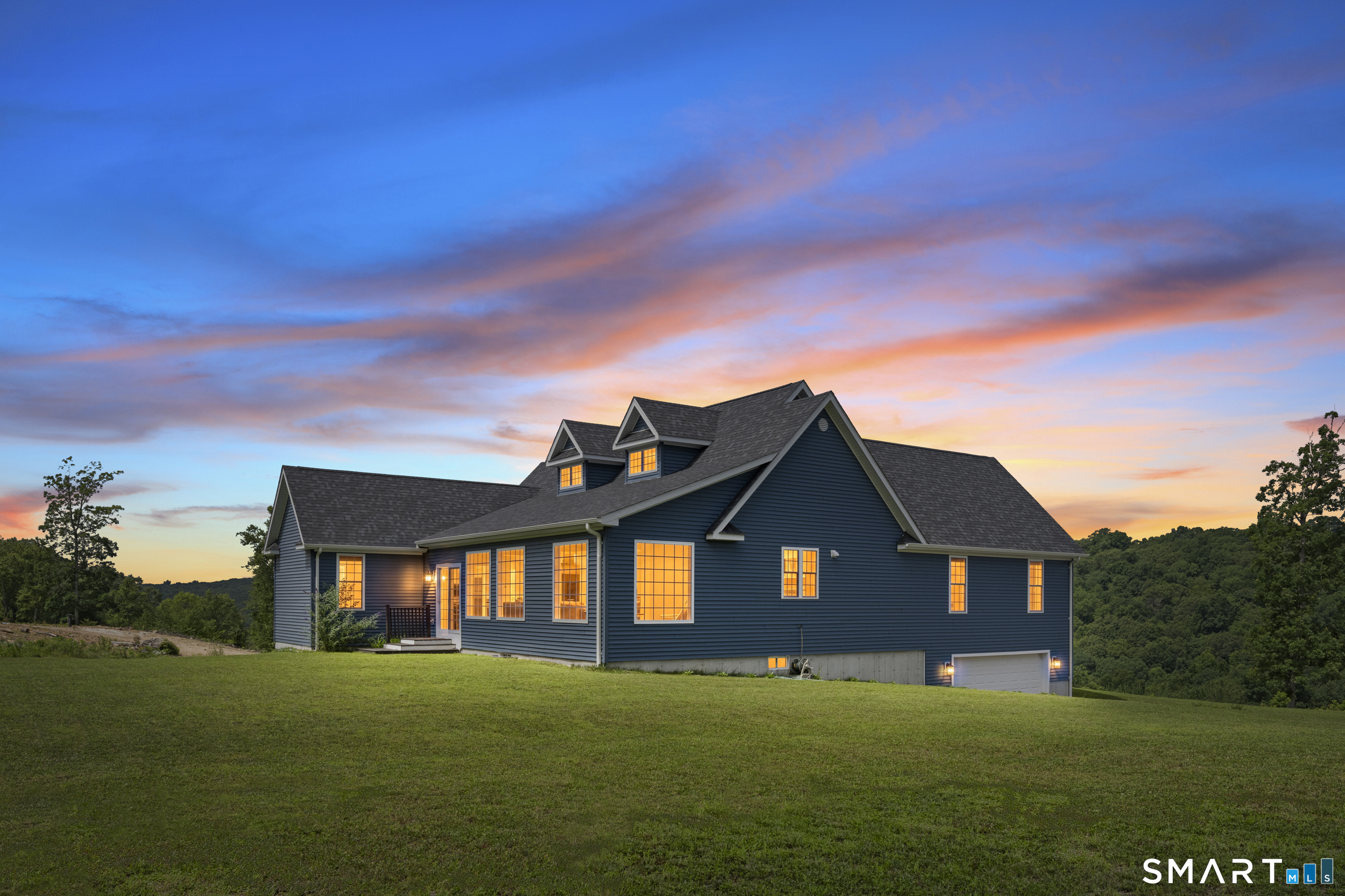 11-R Upper Kensington Drive, East Lyme, Connecticut 06333