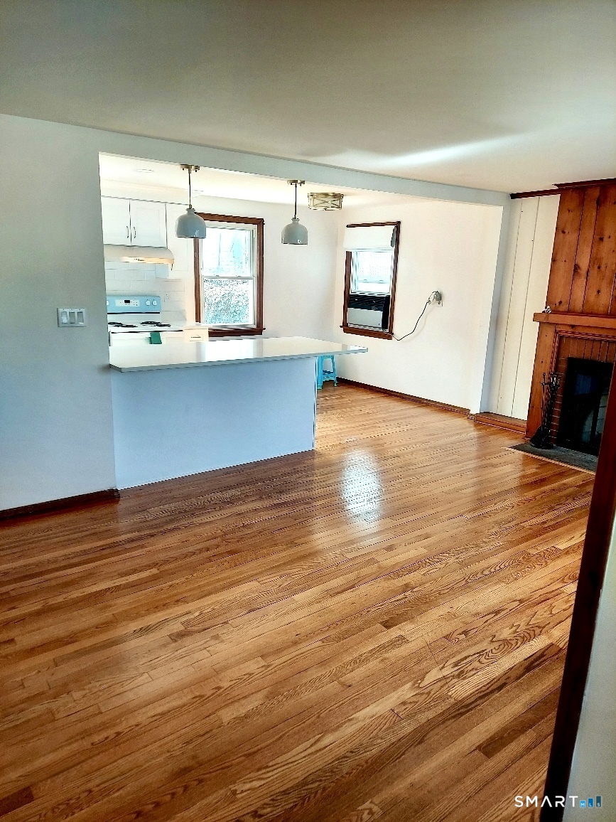 8 Rome Street, Norwalk, Connecticut photo 5