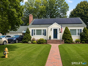 96 Allencrest, Stratford