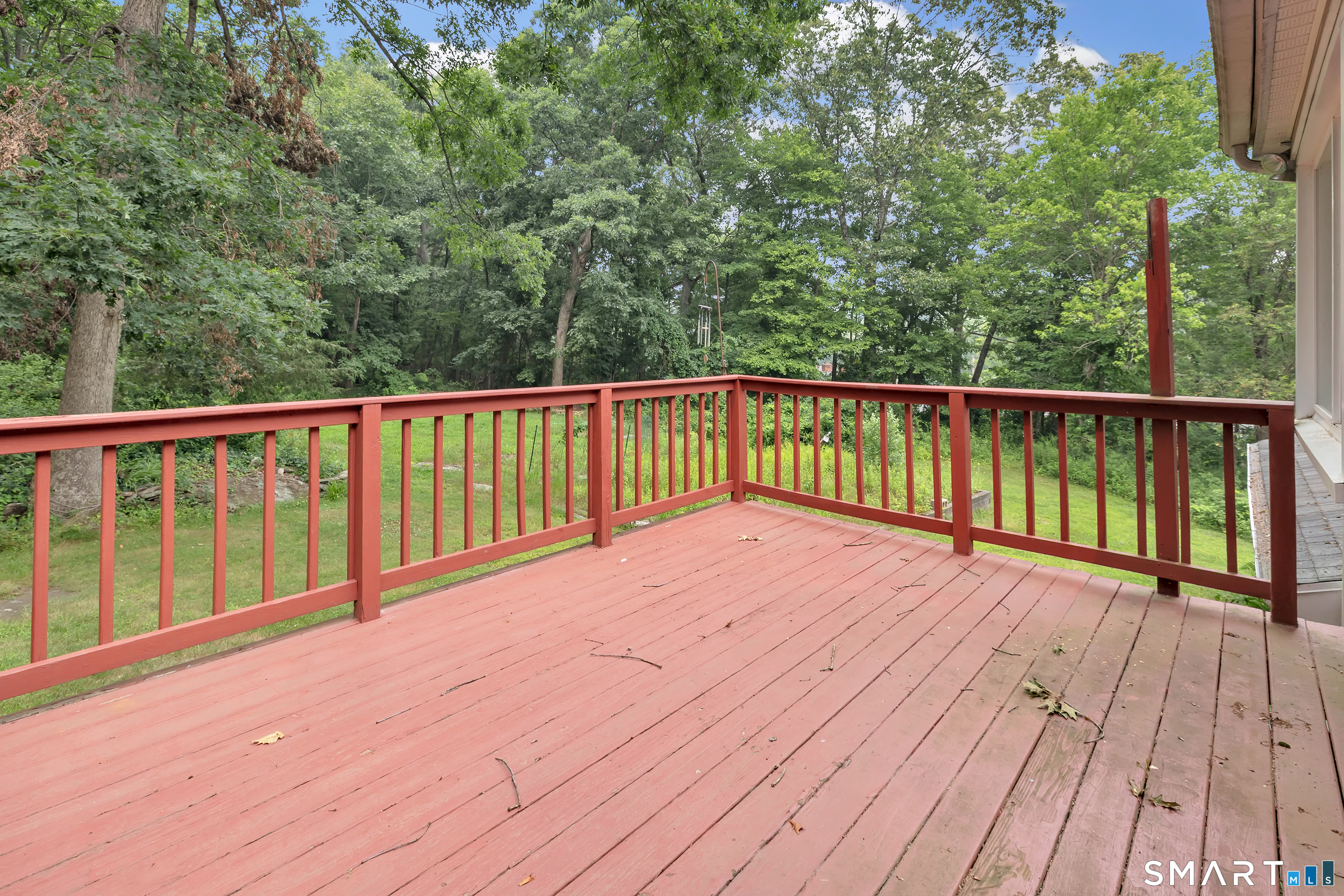 Homes for sale in Shelton, CT | 19 Meadowlark Dr, Shelton, CT 06484 | MLS# 24192036