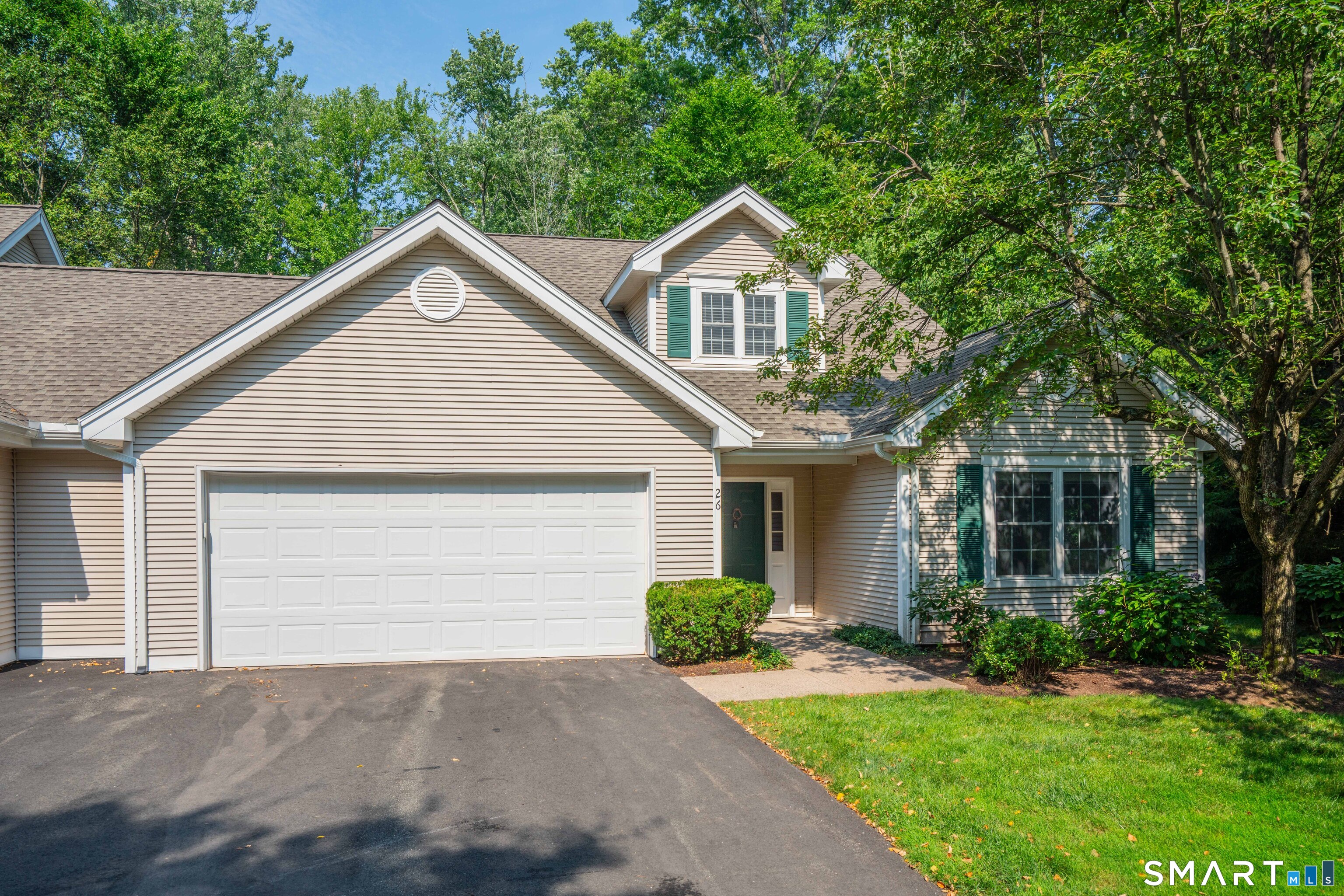 Homes for sale in West Hartford, CT | 26 Shipston Dr #26, West Hartford, CT 06117 | MLS# 24192812
