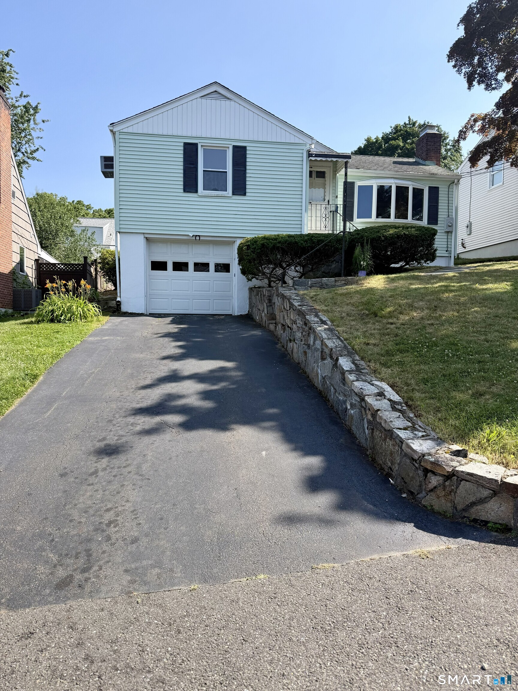8 Rome Street, Norwalk, Connecticut photo 2