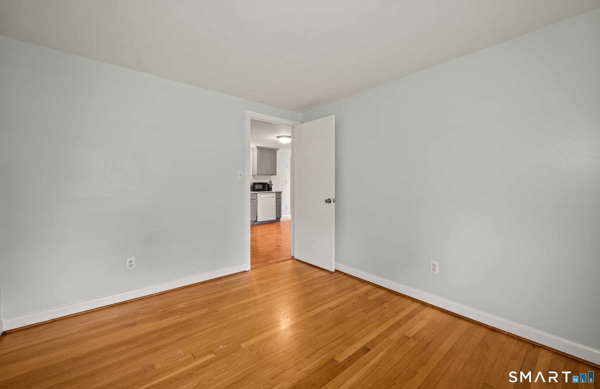 58 Jackson Avenue photo 9