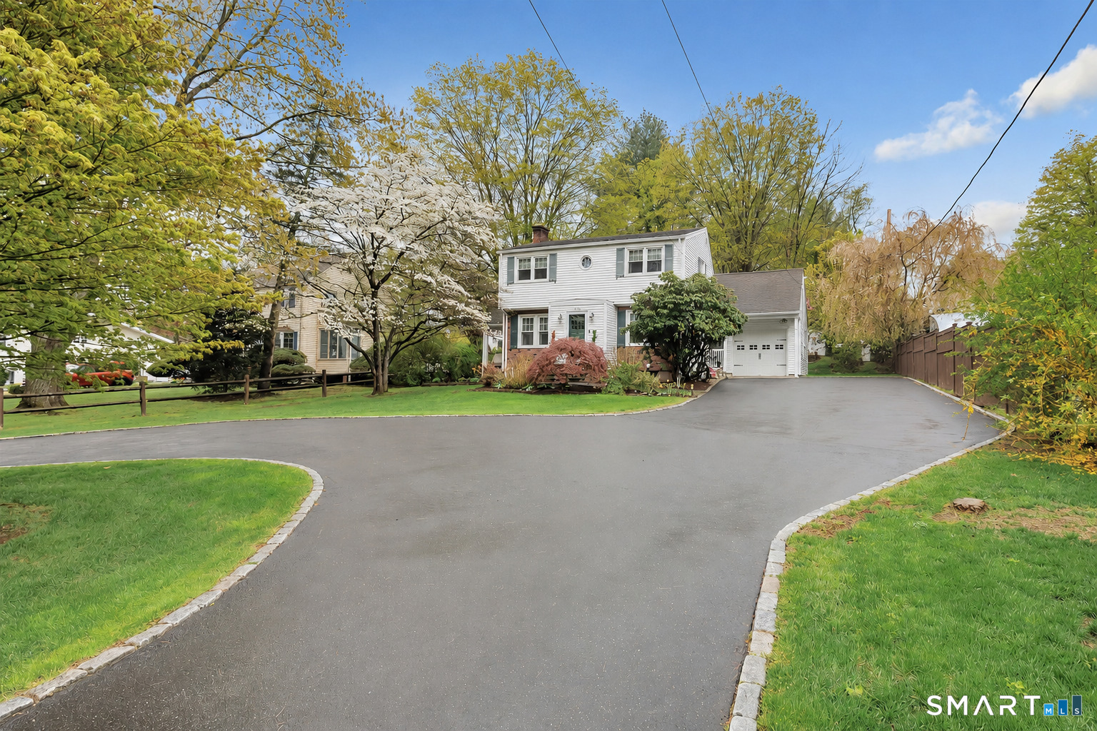 Homes for sale in Shelton, CT | 255 Huntington St, Shelton, CT 06484 | MLS# 24192955