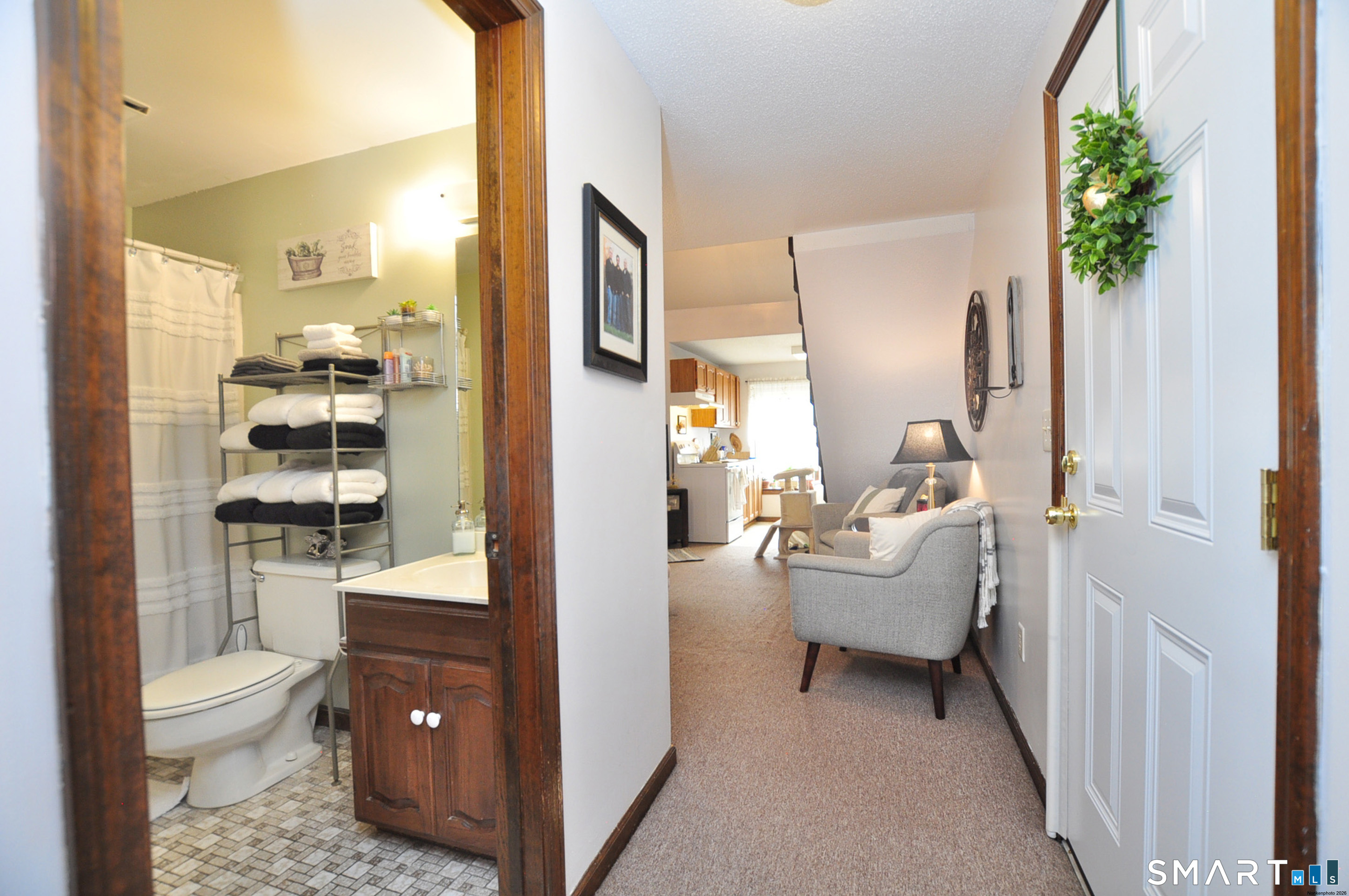 66 Poquonock Avenue photo 16