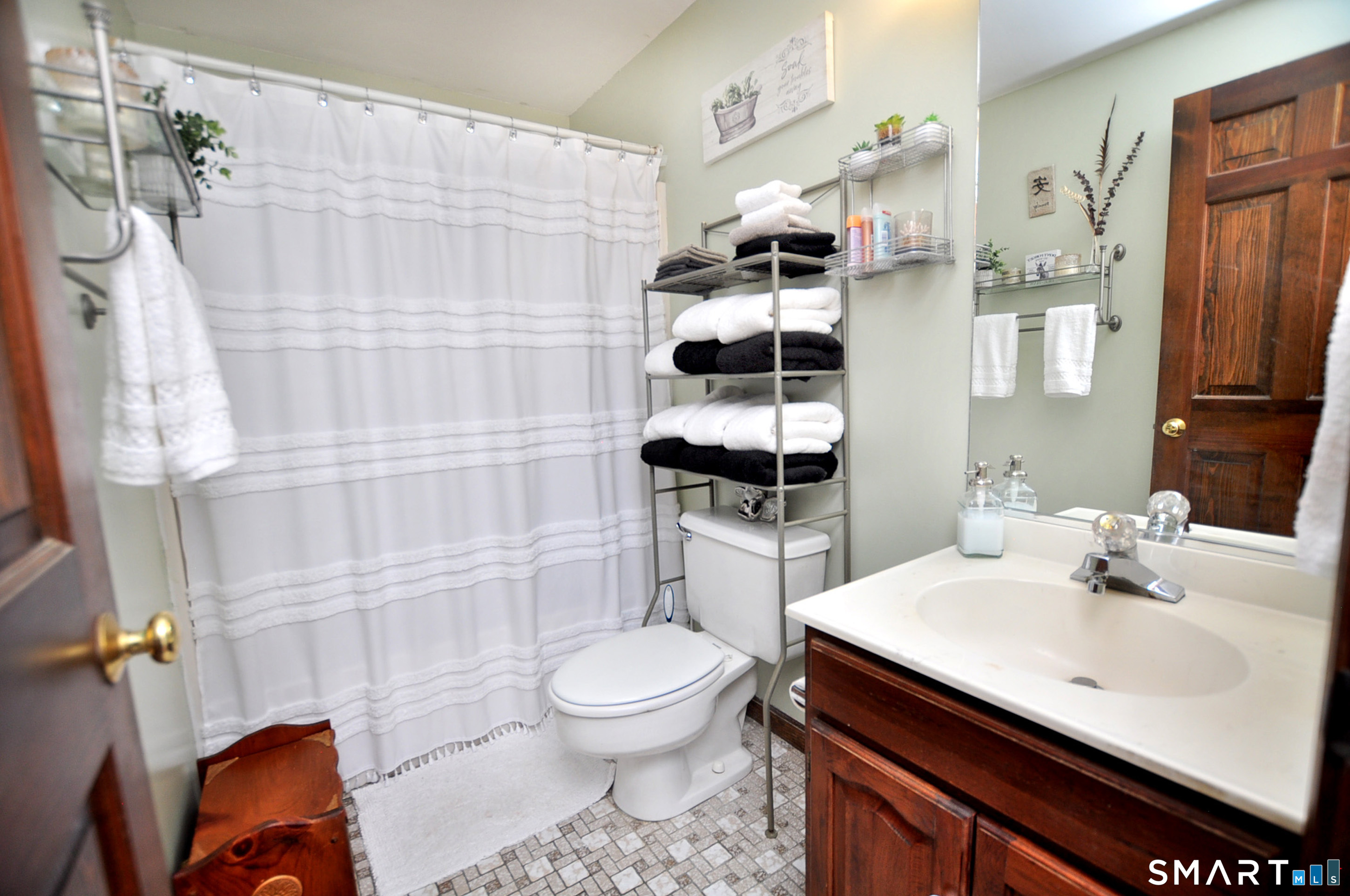 66 Poquonock Avenue photo 17