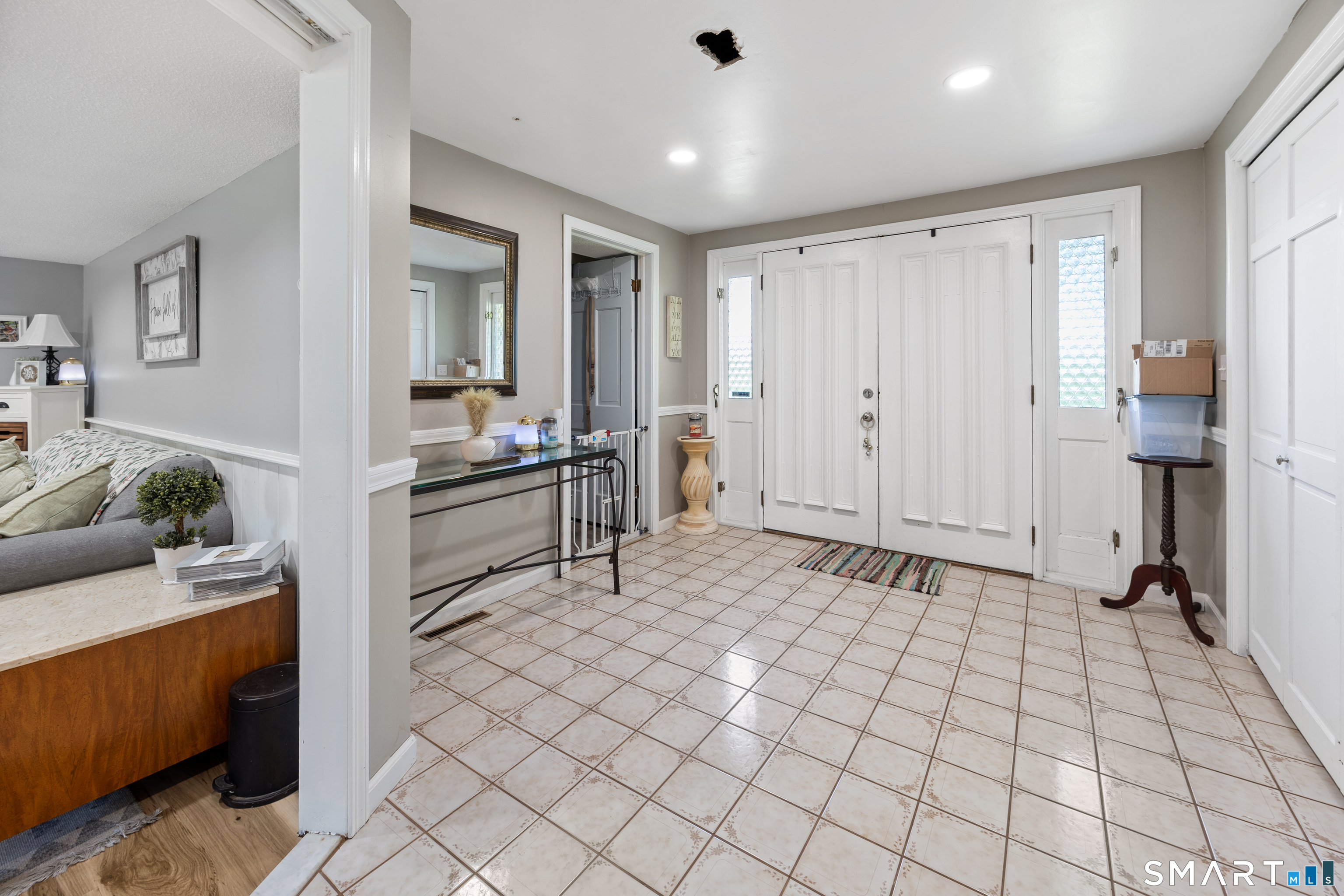 Homes for sale in North Branford, CT | 16 Indian Hill Rd, North Branford, CT 06472 | MLS# 24192902