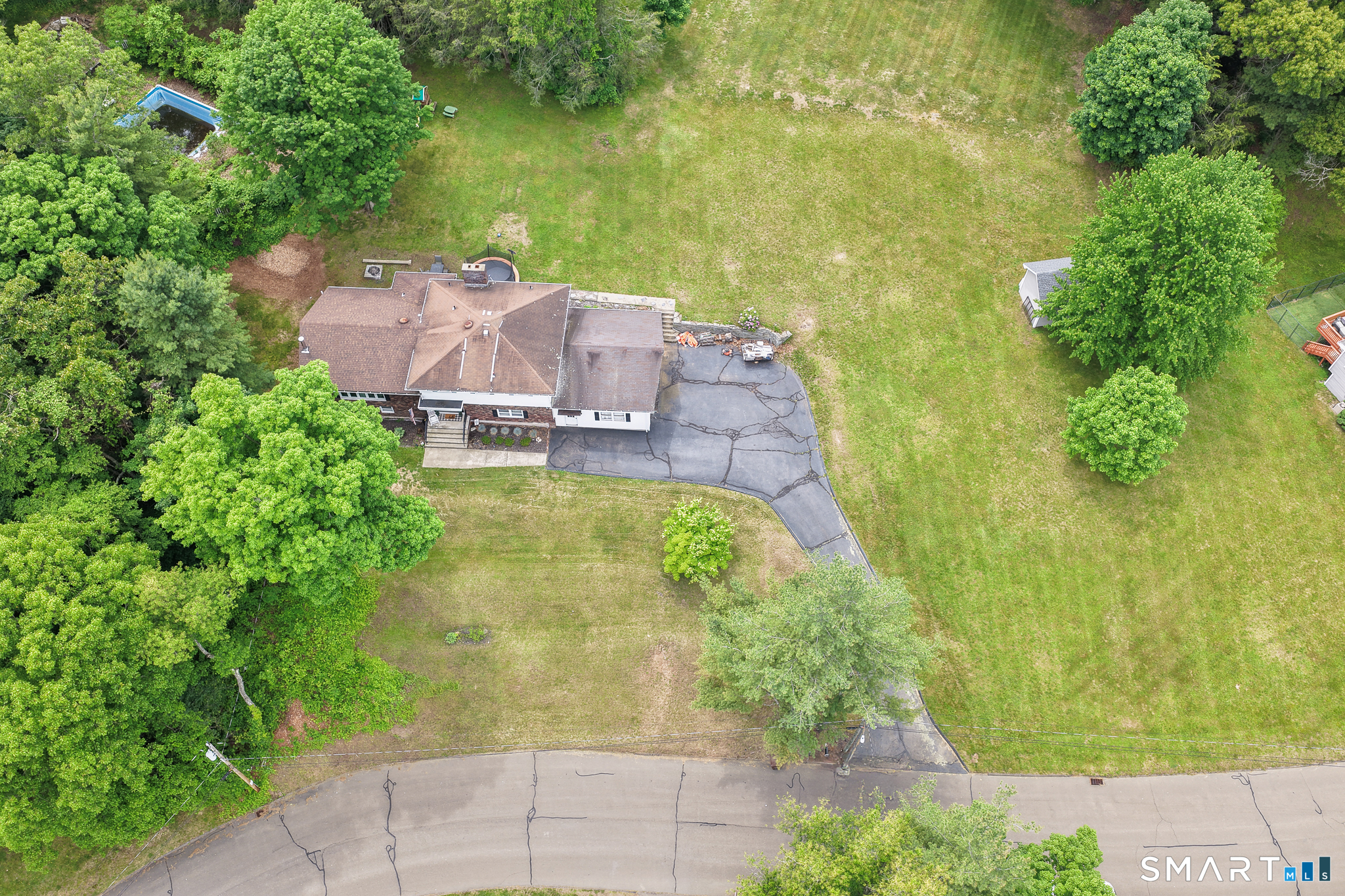 Homes for sale in North Branford, CT | 16 Indian Hill Rd, North Branford, CT 06472 | MLS# 24192902
