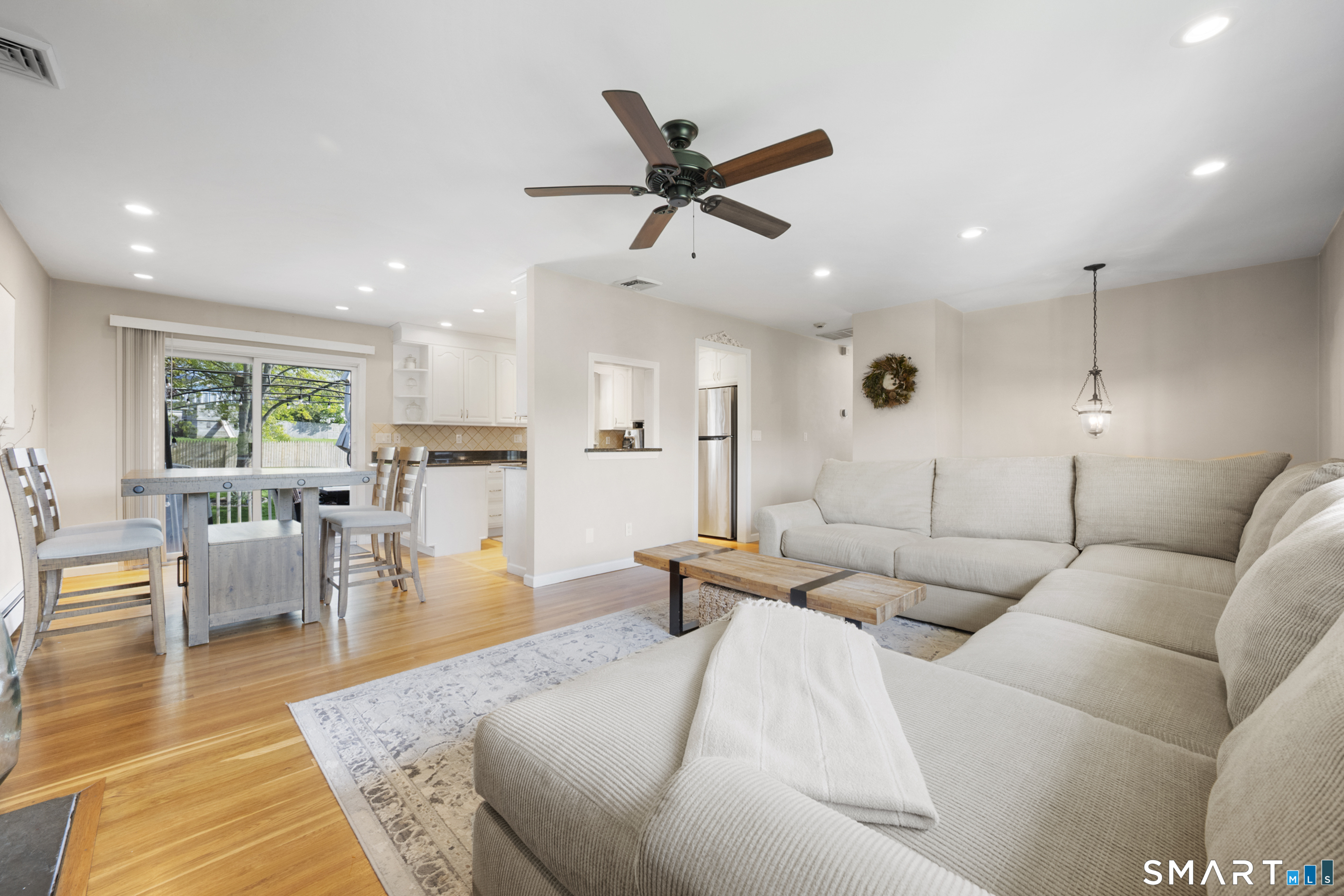 24 Heather Lane, Norwalk, Connecticut photo 5