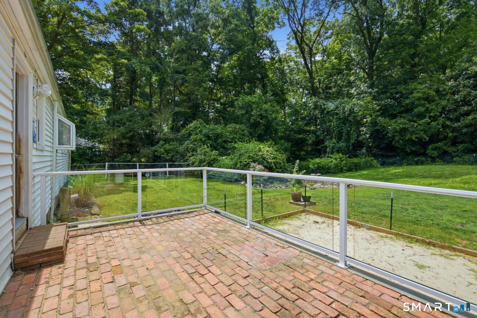Homes for sale in Branford, CT | 16 Ramblewood Dr, Branford, CT 06405 | MLS# 24193033