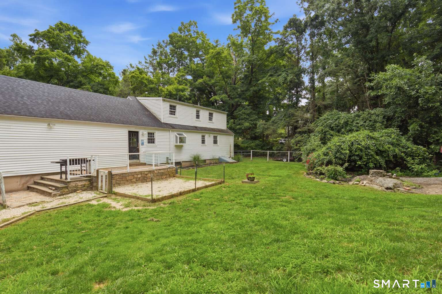 Homes for sale in Branford, CT | 16 Ramblewood Dr, Branford, CT 06405 | MLS# 24193033