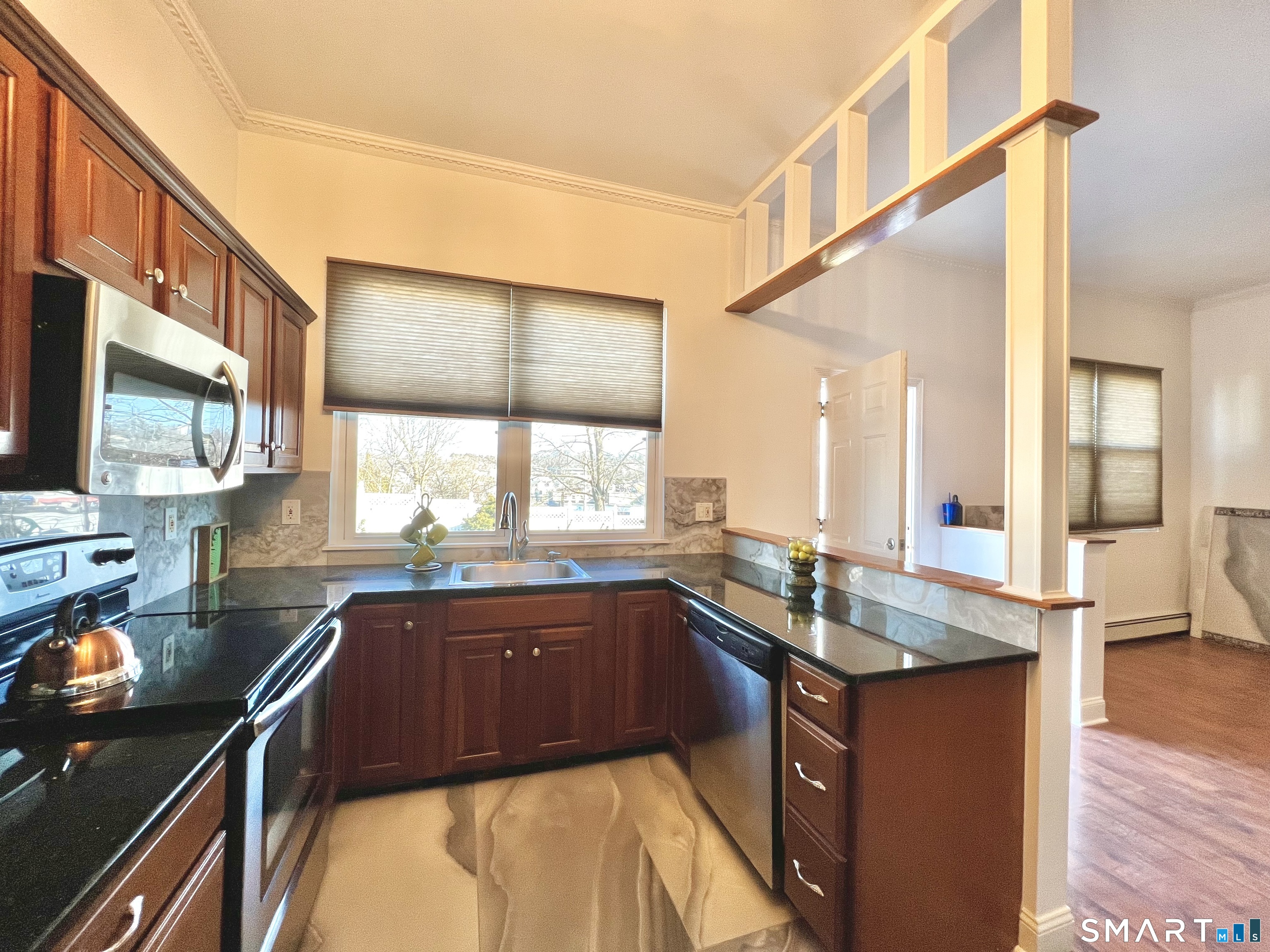 5 Hundley Court, Stamford, Connecticut photo 5