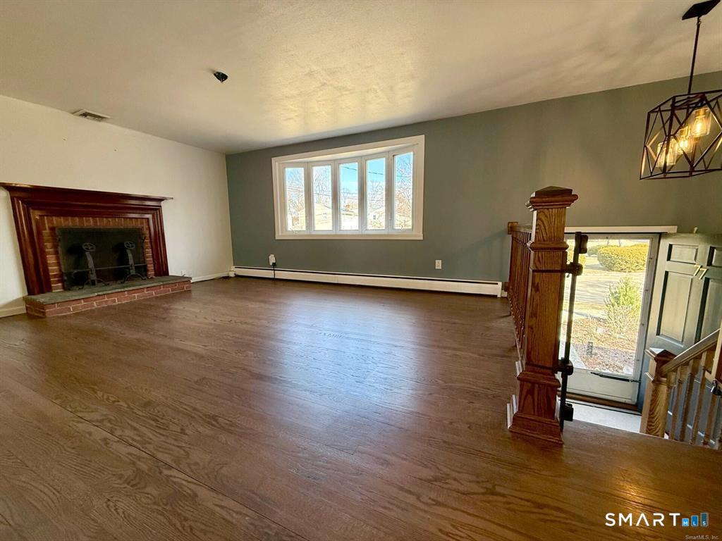 77 Valley View Road, Norwalk, Connecticut photo 3