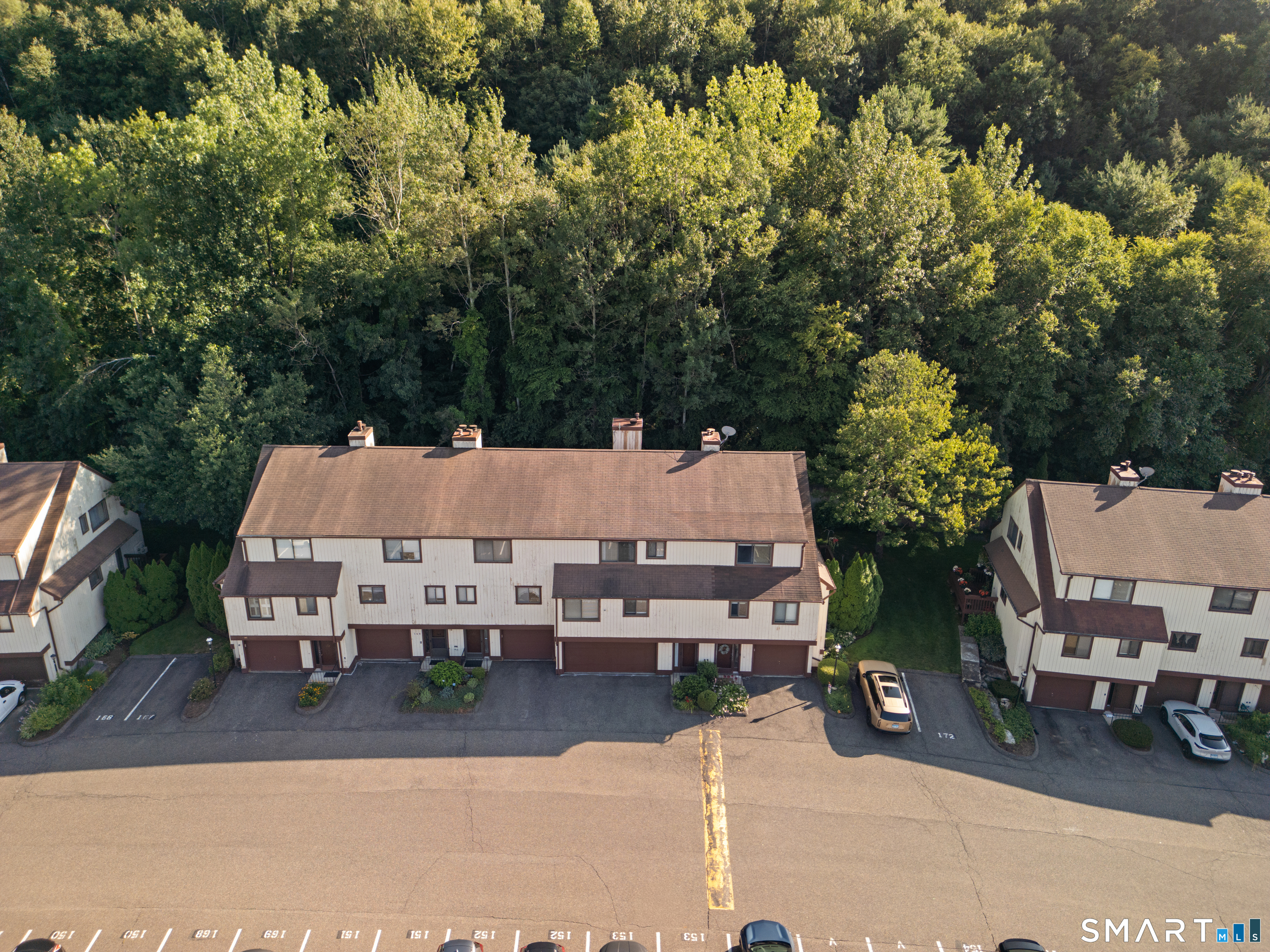 Homes for sale in Beacon Falls, CT | 170 Beacon Hill Comn #170, Beacon Falls, CT 06403 | MLS# 24193093
