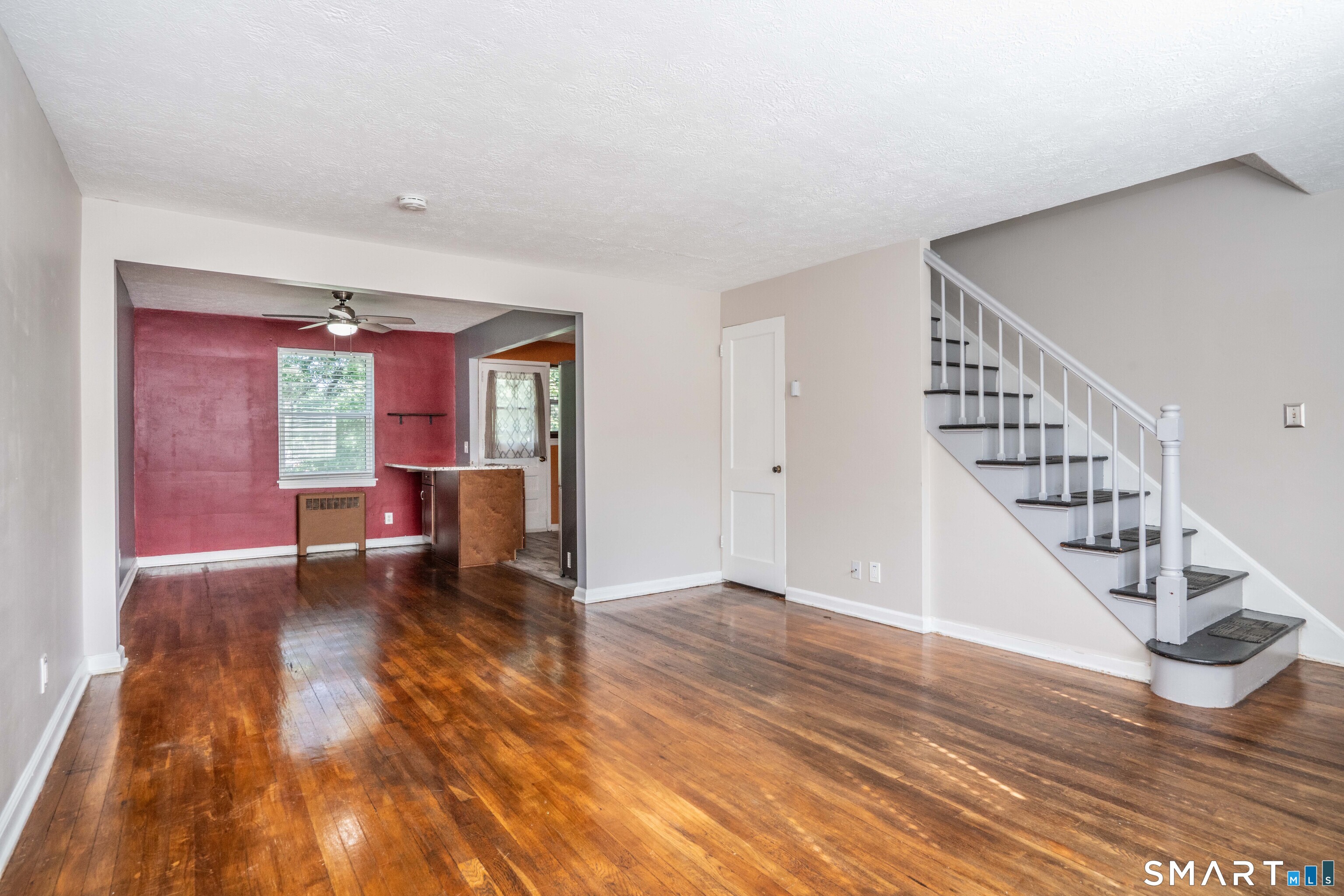Homes for sale in West Hartford, CT | 51 Arnold Wy #51, West Hartford, CT 06119 | MLS# 24193120