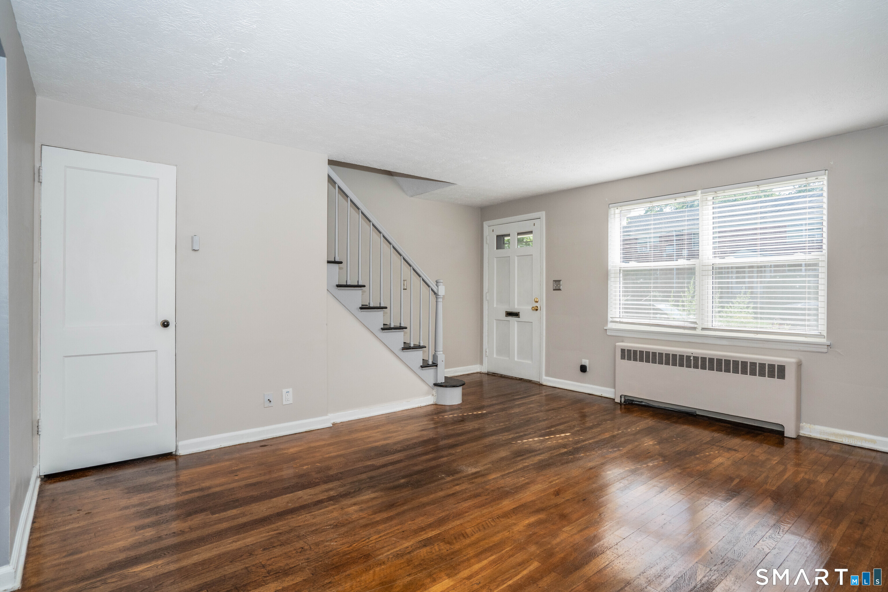 Homes for sale in West Hartford, CT | 51 Arnold Wy #51, West Hartford, CT 06119 | MLS# 24193120