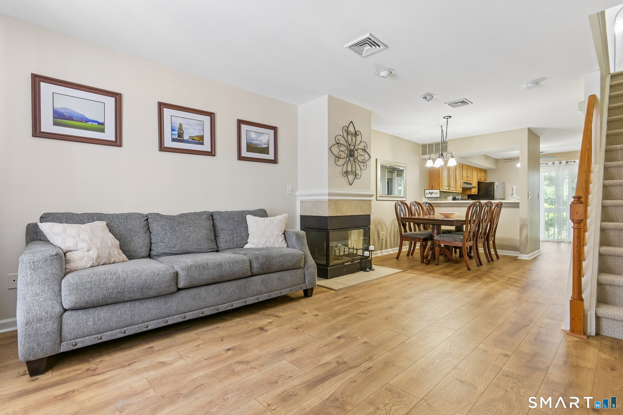 Homes for sale in Branford, CT | 53 Manorwood Dr #53, Branford, CT 06405 | MLS# 24191847