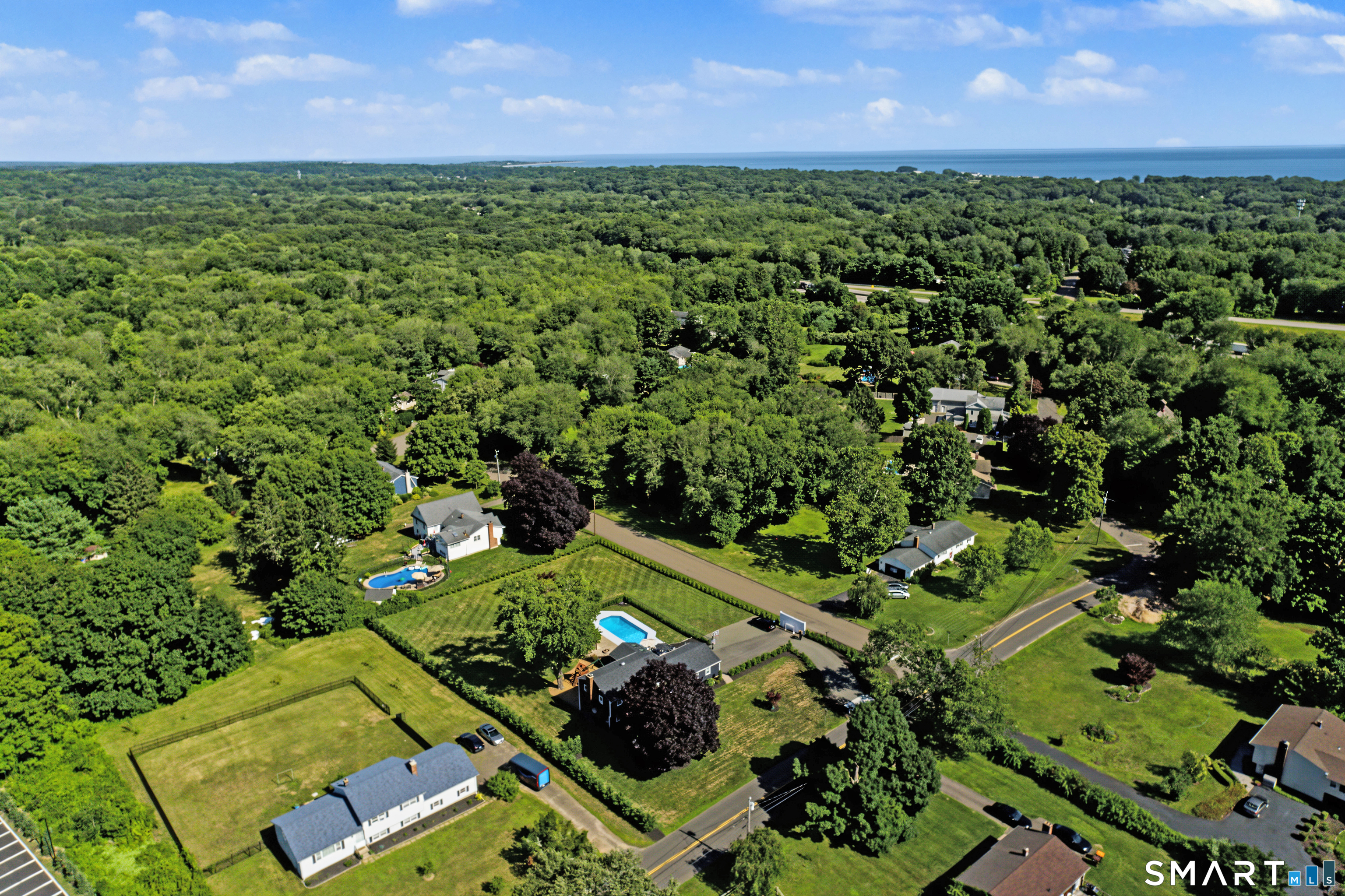 Homes for sale in Madison, CT | 170 Mungertown Rd, Madison, CT 06443 | MLS# 24192861