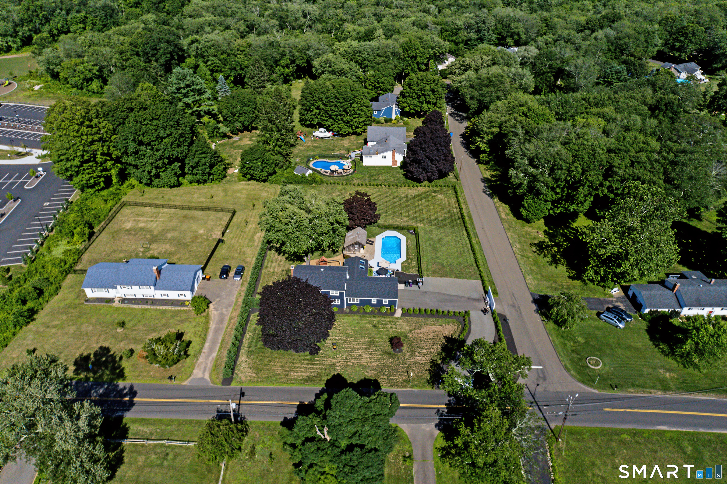 Homes for sale in Madison, CT | 170 Mungertown Rd, Madison, CT 06443 | MLS# 24192861