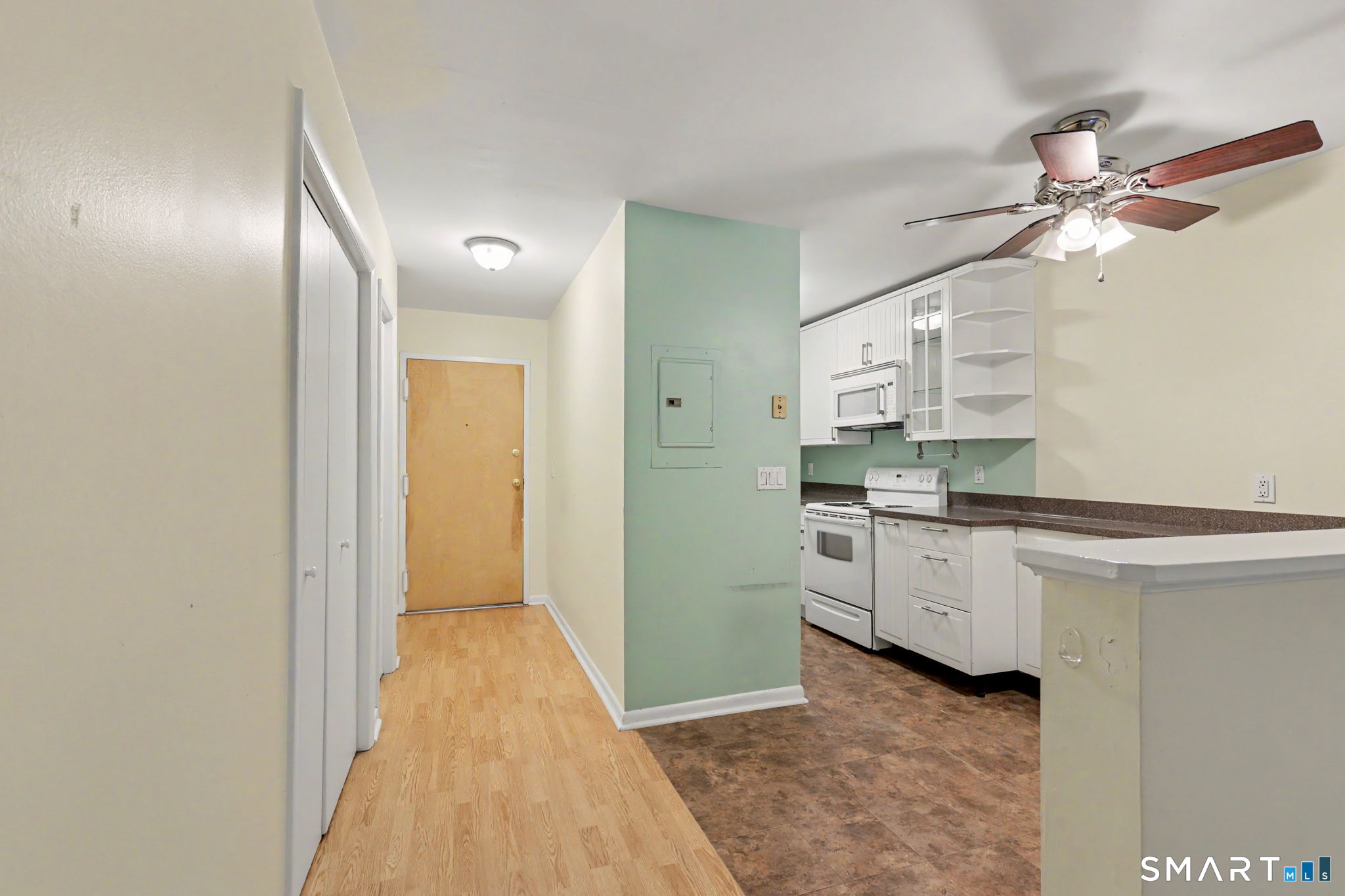 3rd image of 7 Hamilton Ave #43, Norwalk, CT 06854 | MLS# 24193282