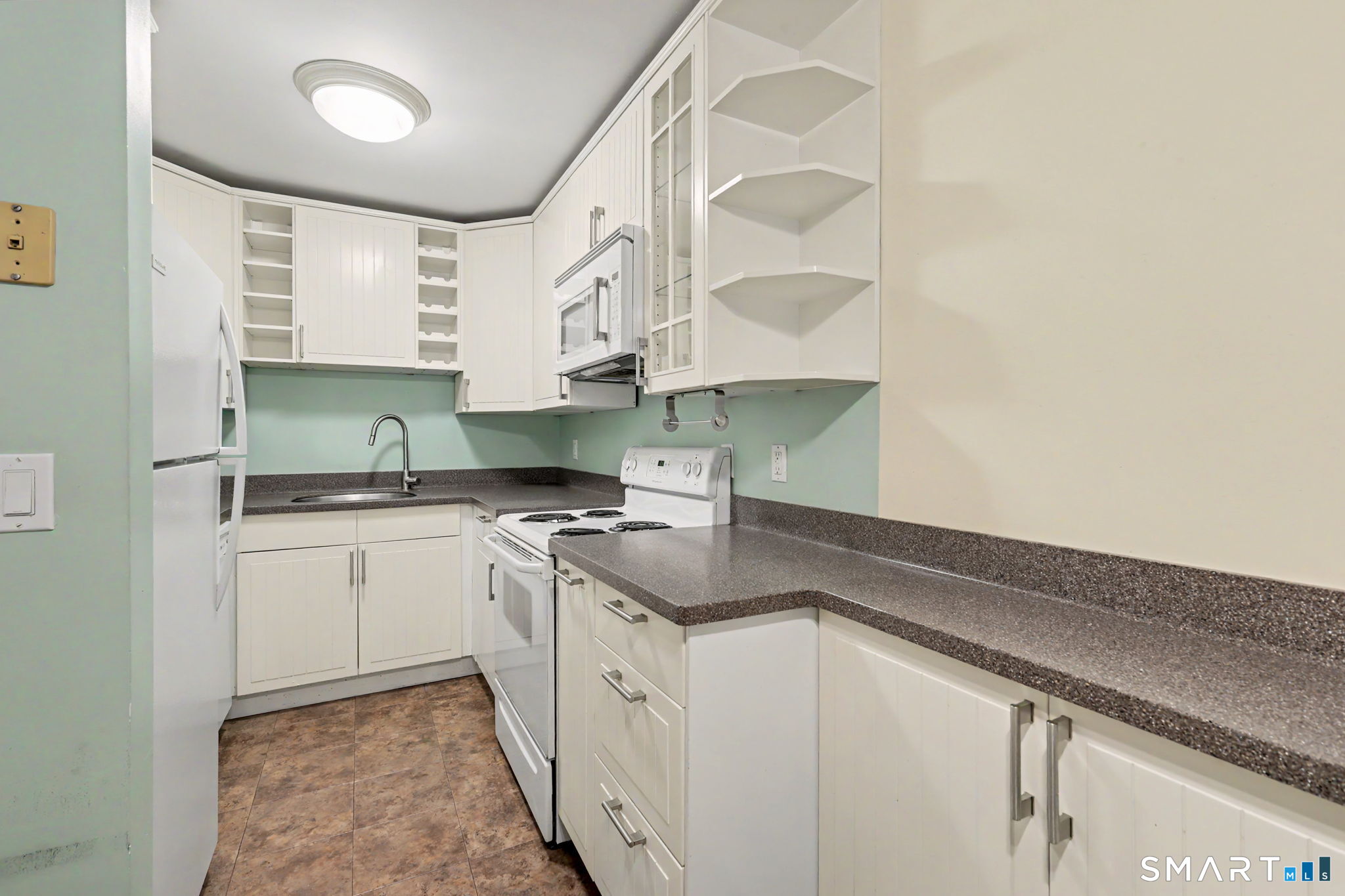 5th image of 7 Hamilton Ave #43, Norwalk, CT 06854 | MLS# 24193282