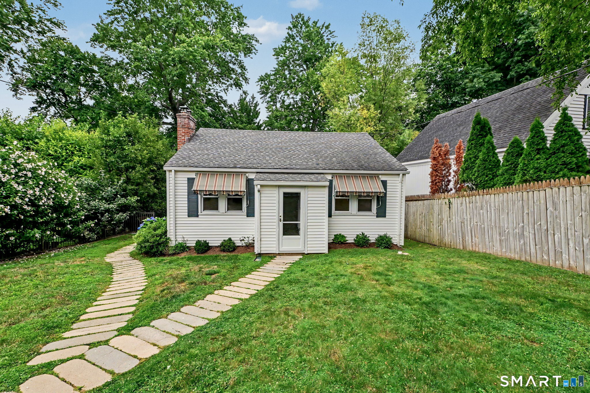 4R Highview Avenue