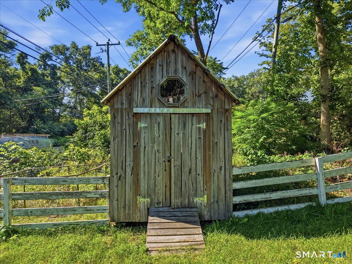 101 Hamburg Road photo 8