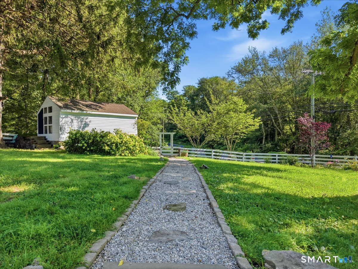 101 Hamburg Road photo 14