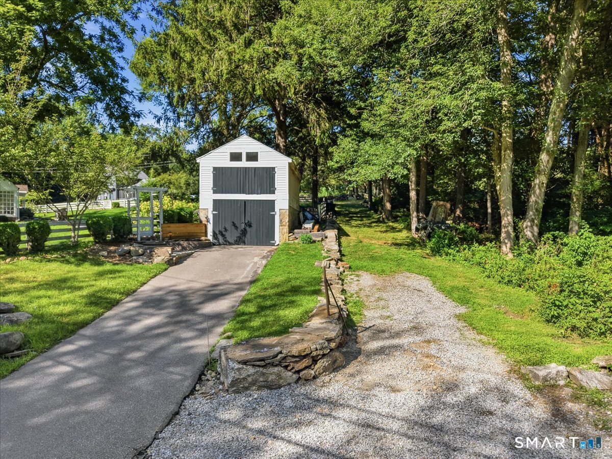 101 Hamburg Road photo 9
