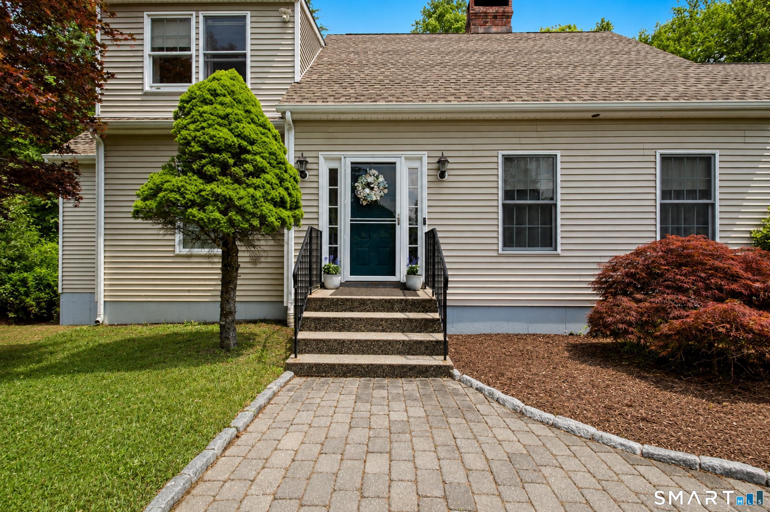 Homes for sale in Brookfield, CT | 119 Obtuse Hill Rd, Brookfield, CT 06804 | MLS# 24193353