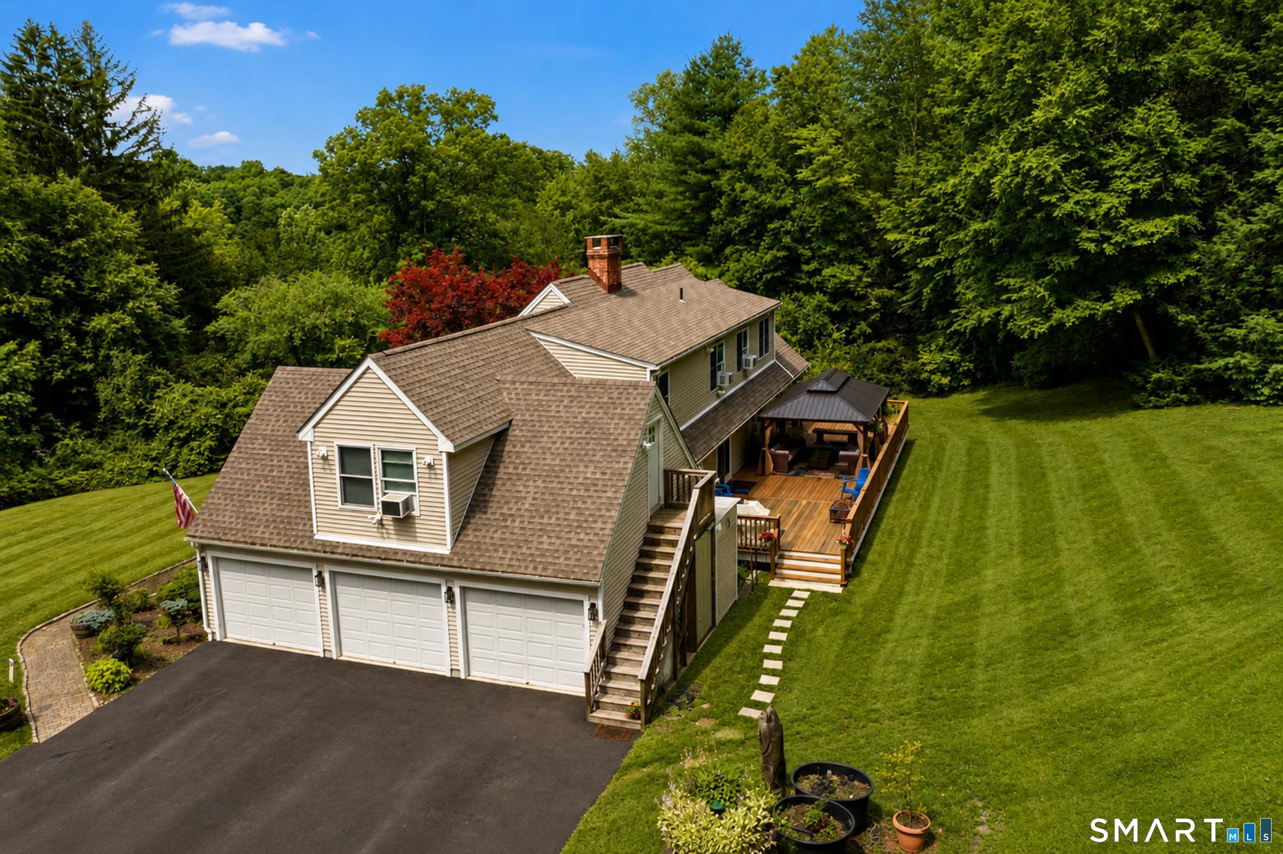Homes for sale in Brookfield, CT | 119 Obtuse Hill Rd, Brookfield, CT 06804 | MLS# 24193353