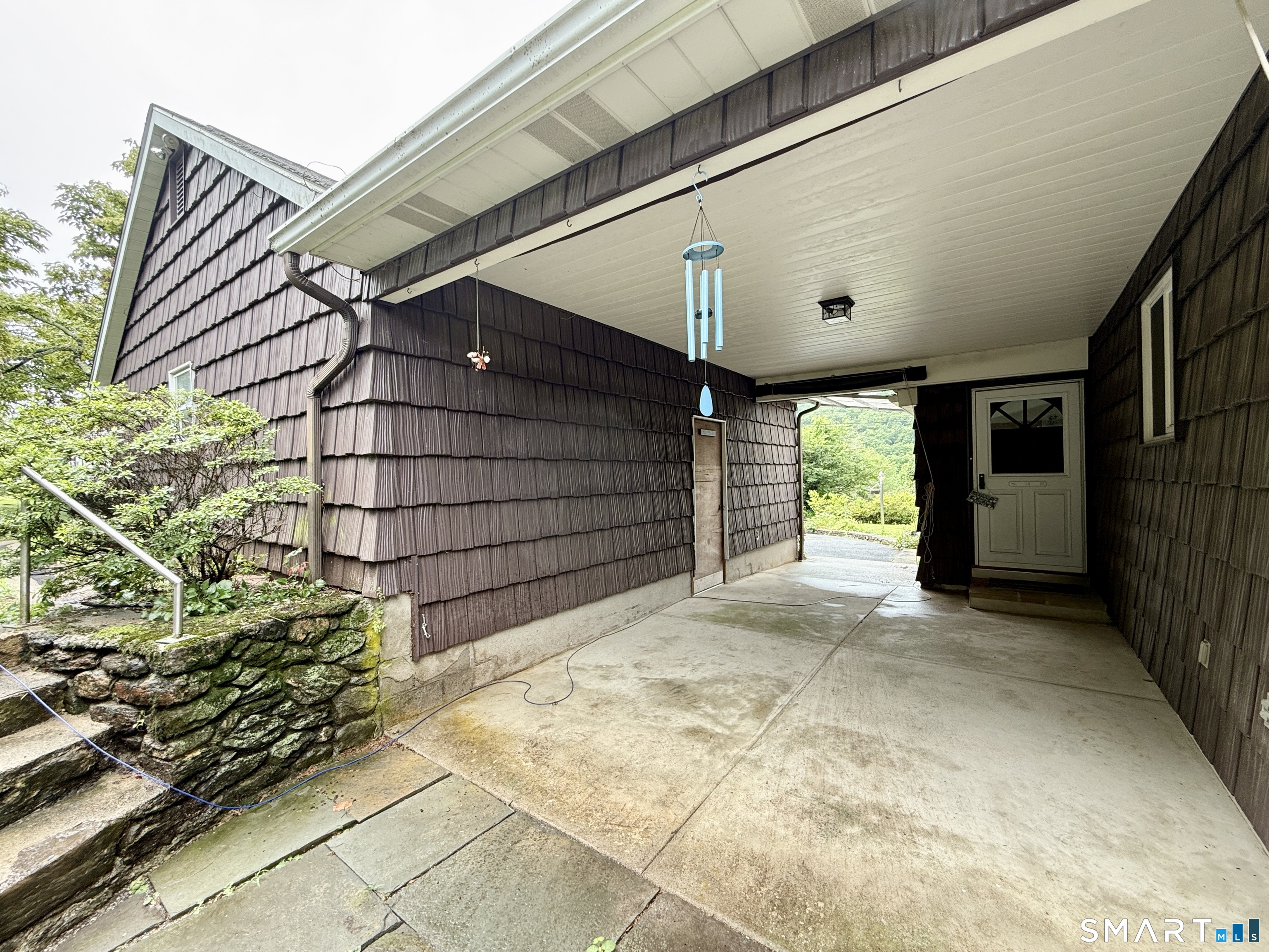Homes for sale in New Fairfield, CT | 22 Southview Rd, New Fairfield, CT 06812 | MLS# 24192914
