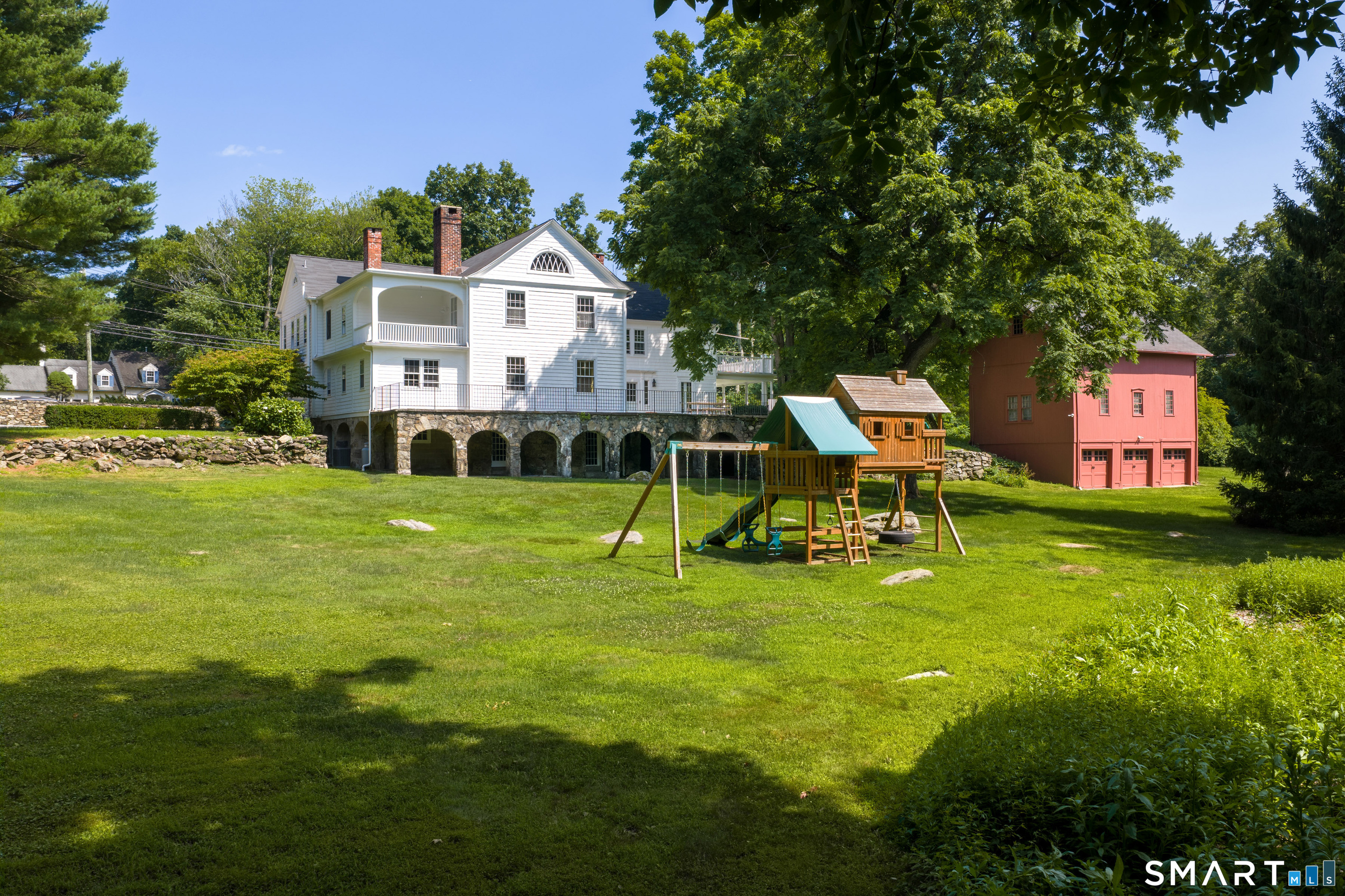 89 Chestnut Hill Road photo 35