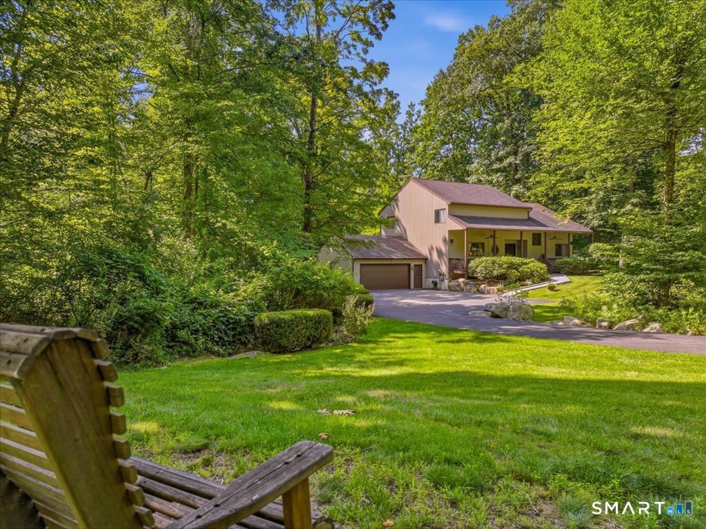 Homes for sale in New Fairfield, CT | 6 Douglas Ln, New Fairfield, CT 06812 | MLS# 24193448