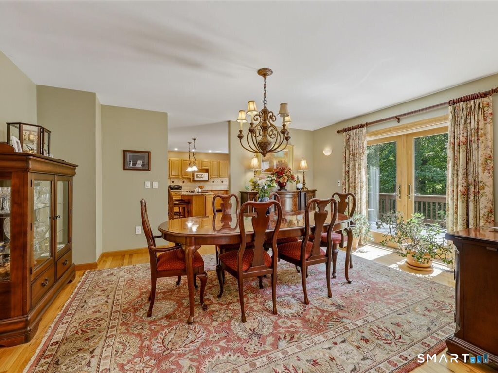 6 Douglas Lane photo 9